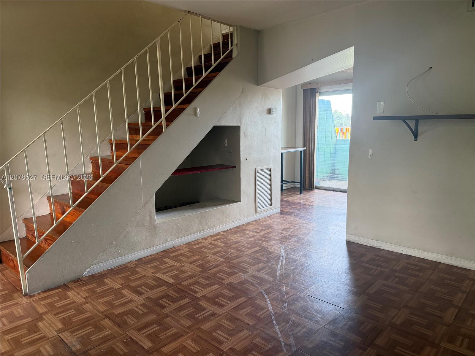 701 S Royal Poinciana Blvd # 12 — Photo 4