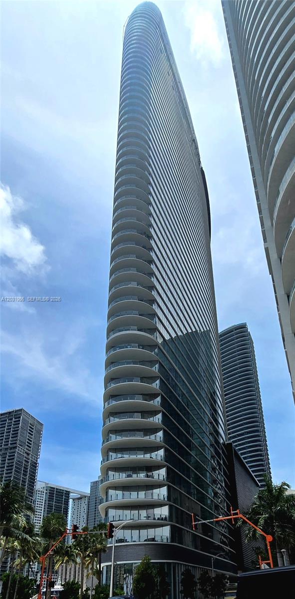 300 Biscayne Blvd Way # 2408W, Miami FL 33131