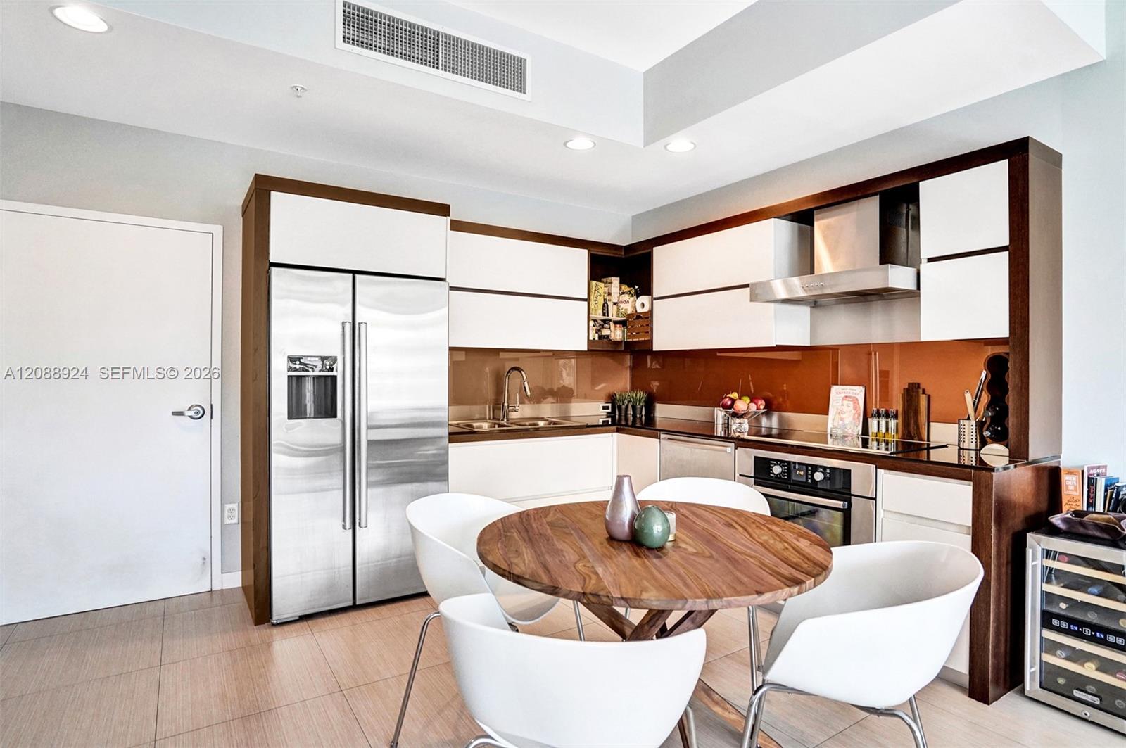 2100 Park Ave # 310 — Photo 4