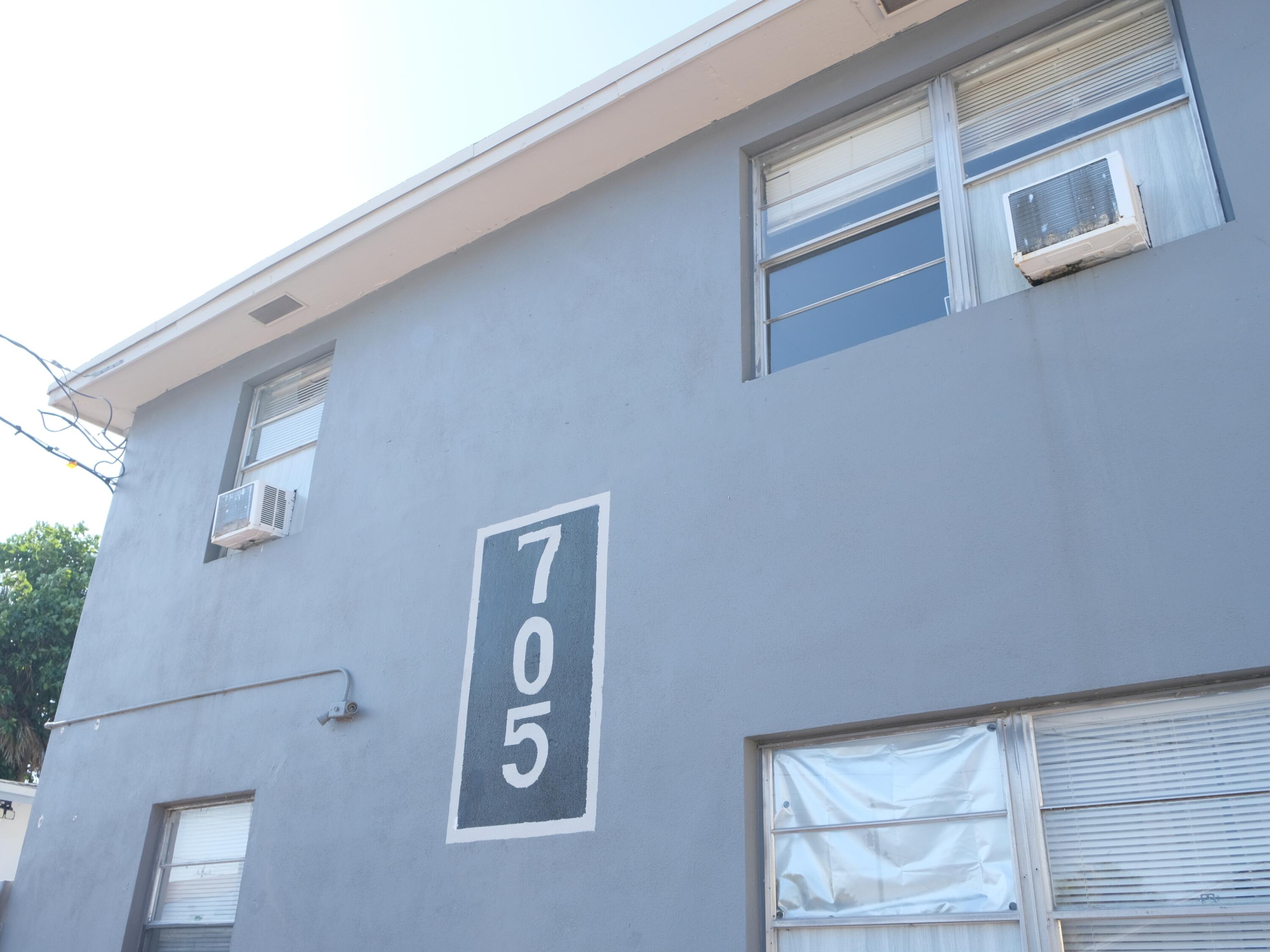 705 13th Street # 4, West Palm Beach FL 33401