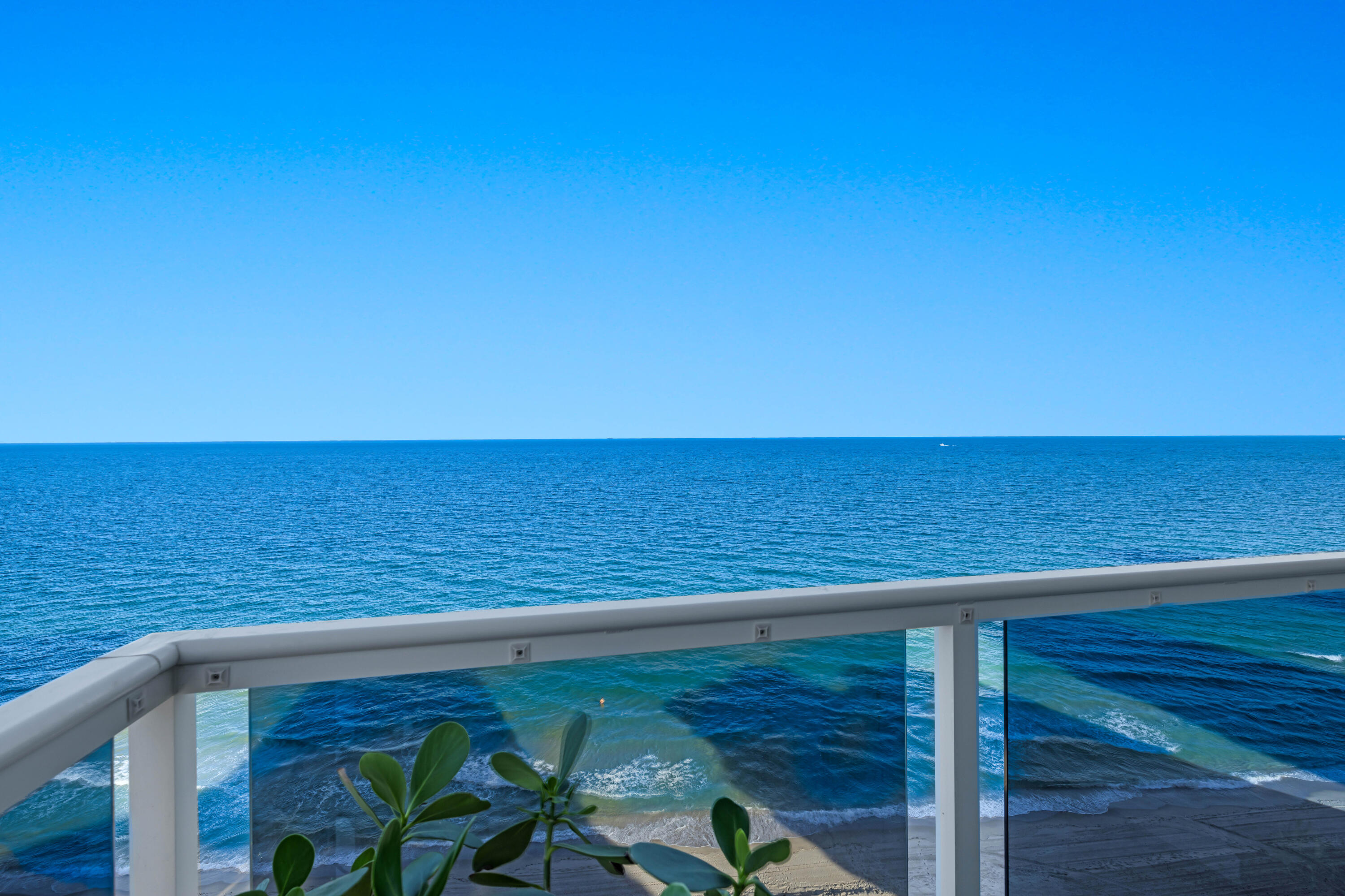 3700 Galt Ocean Drive # 1205 — Photo 4