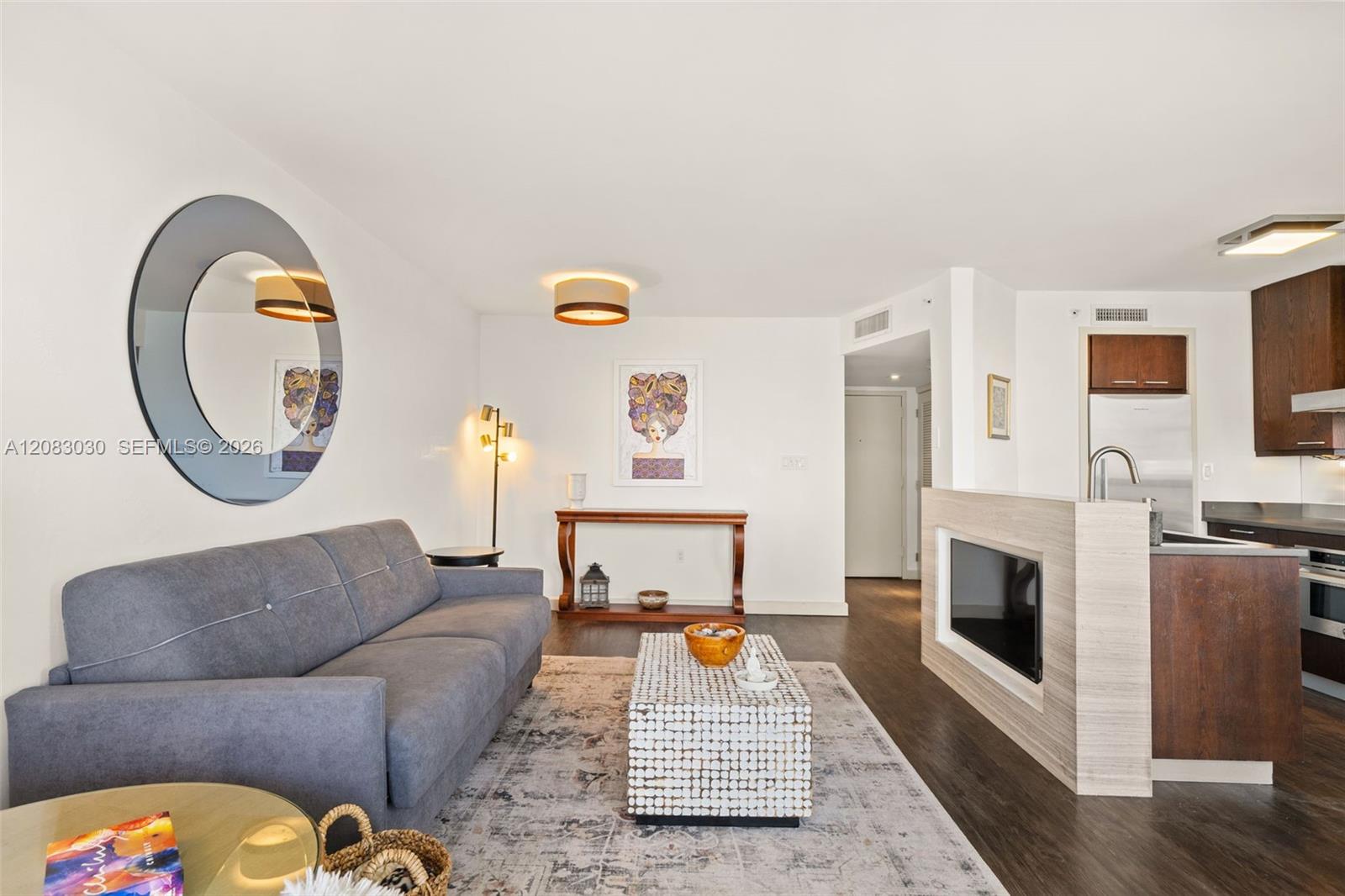 1688 West Ave # 806 — Photo 3