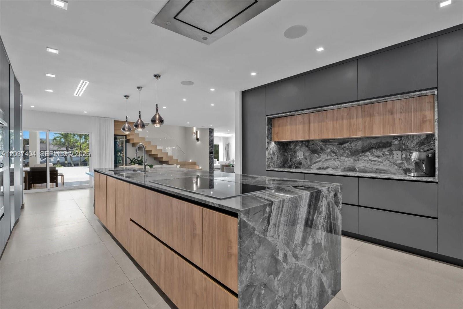 431 Layne Blvd View 11