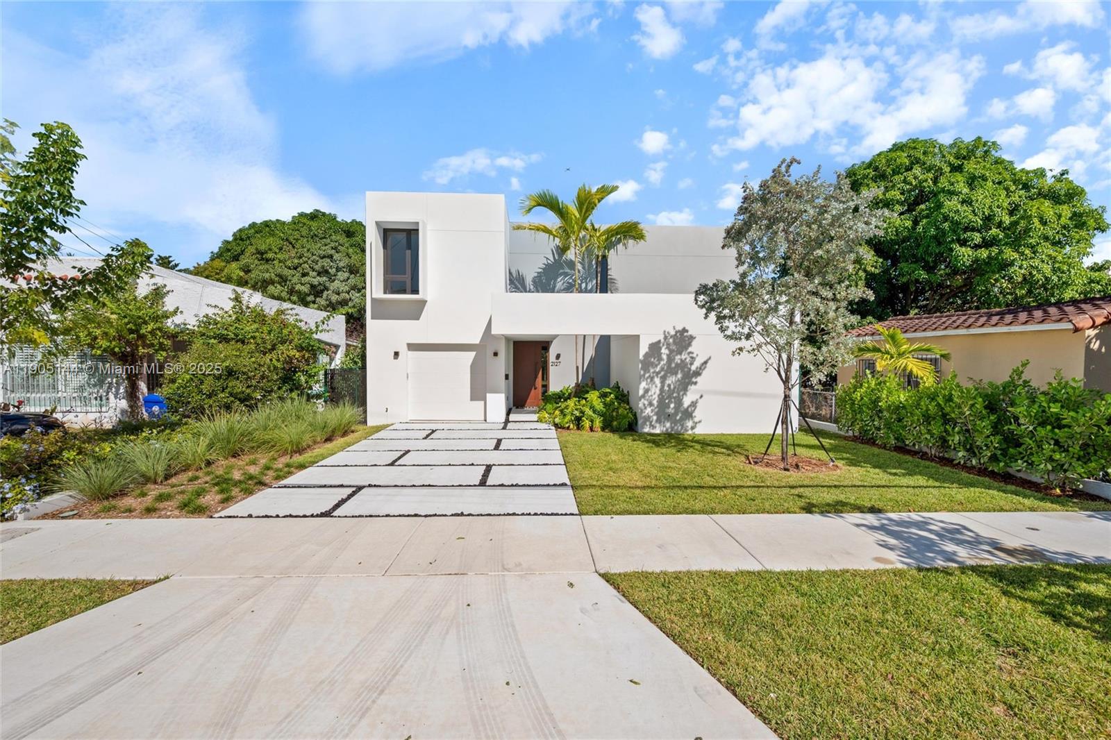 2127 SW 11th Ter, Miami FL 33135