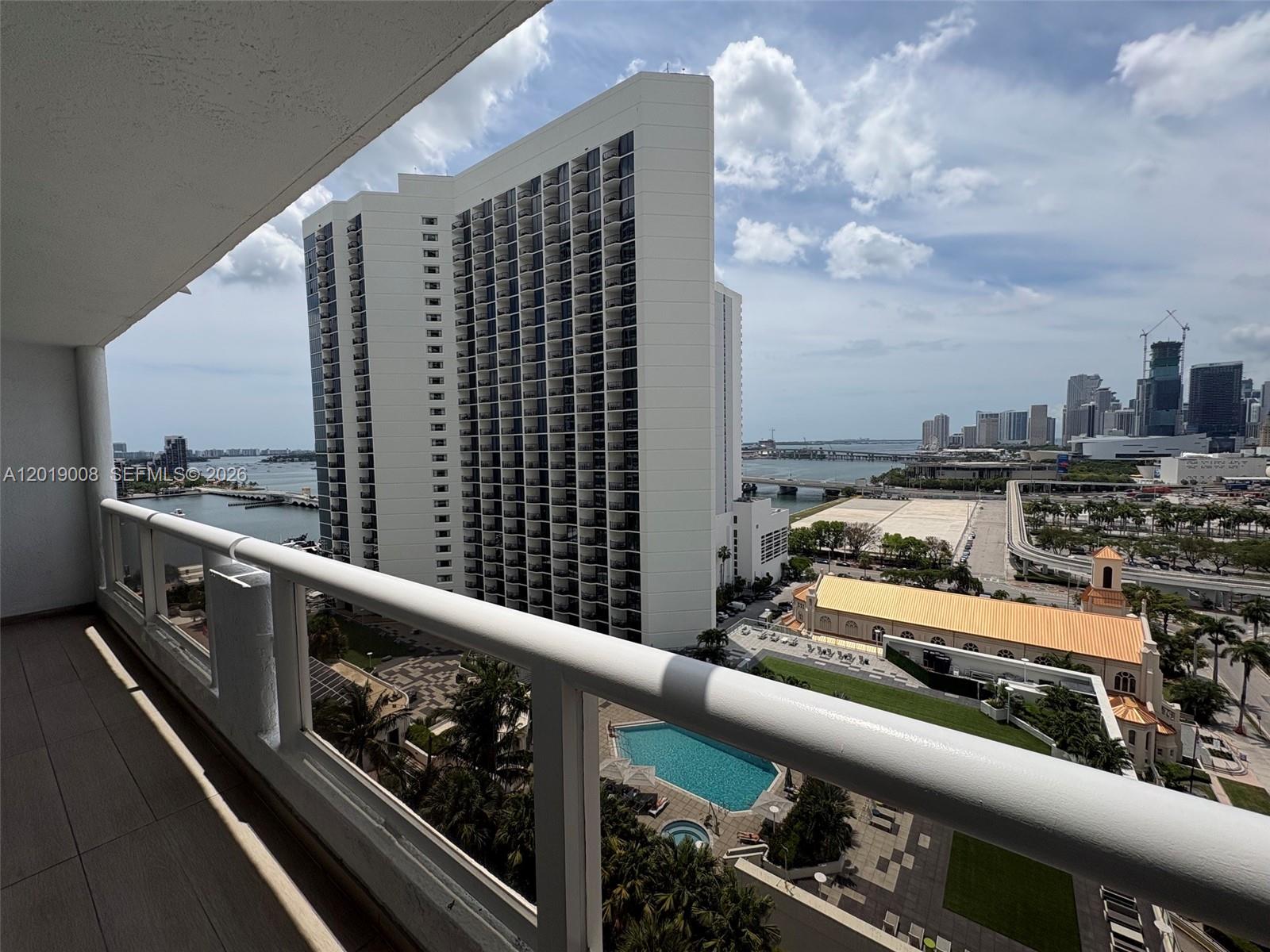 1717 N Bayshore Dr # 2054, Miami FL 33132
