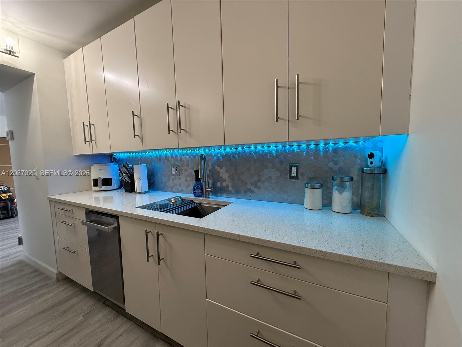 8200 SW 210th St # 201, Cutler Bay FL 33189