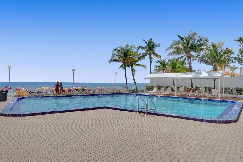 4010 Galt Ocean Drive # 310 — Photo 4