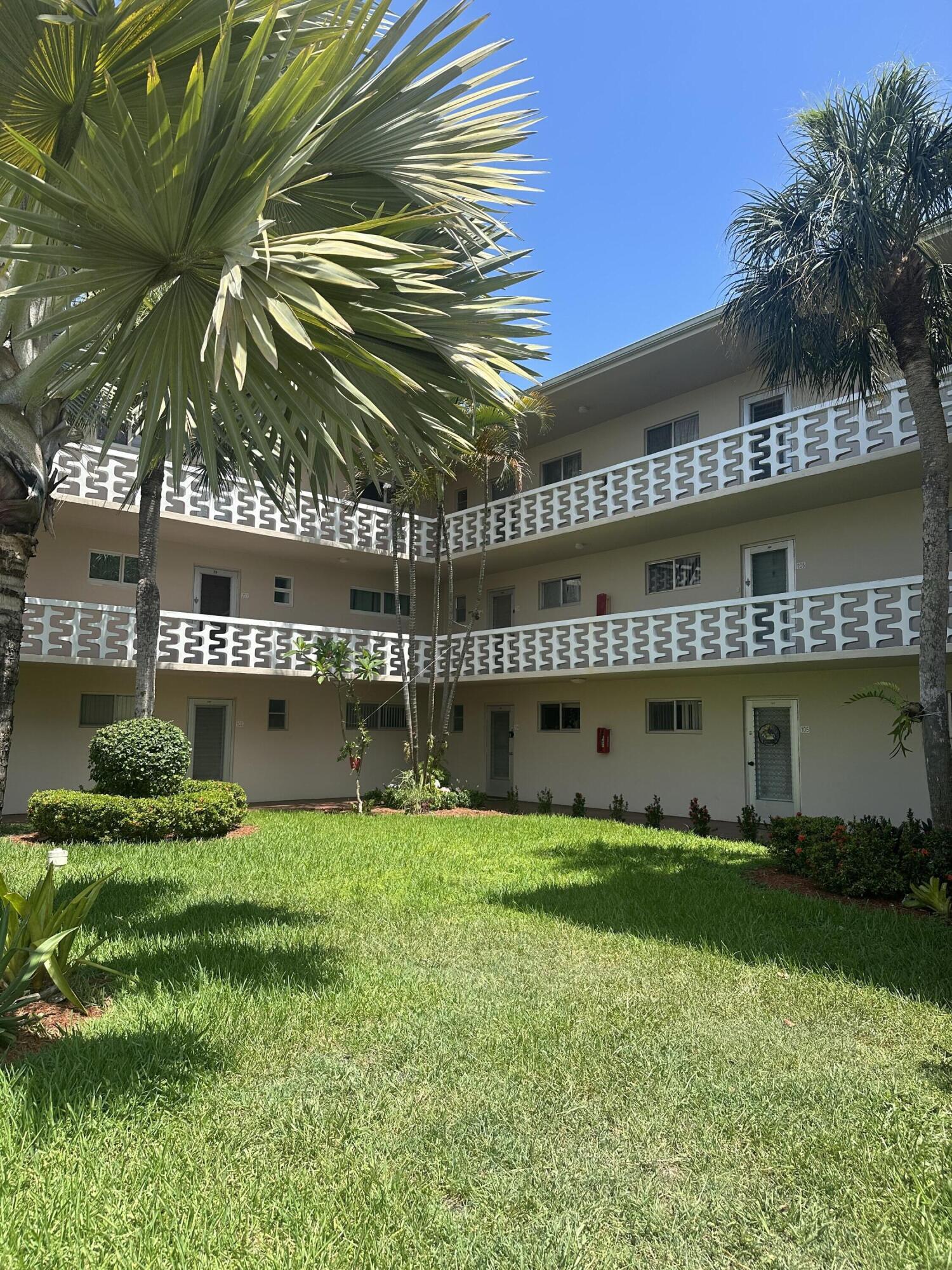 2812 S Garden Dr # 304, Lake Worth FL 33461