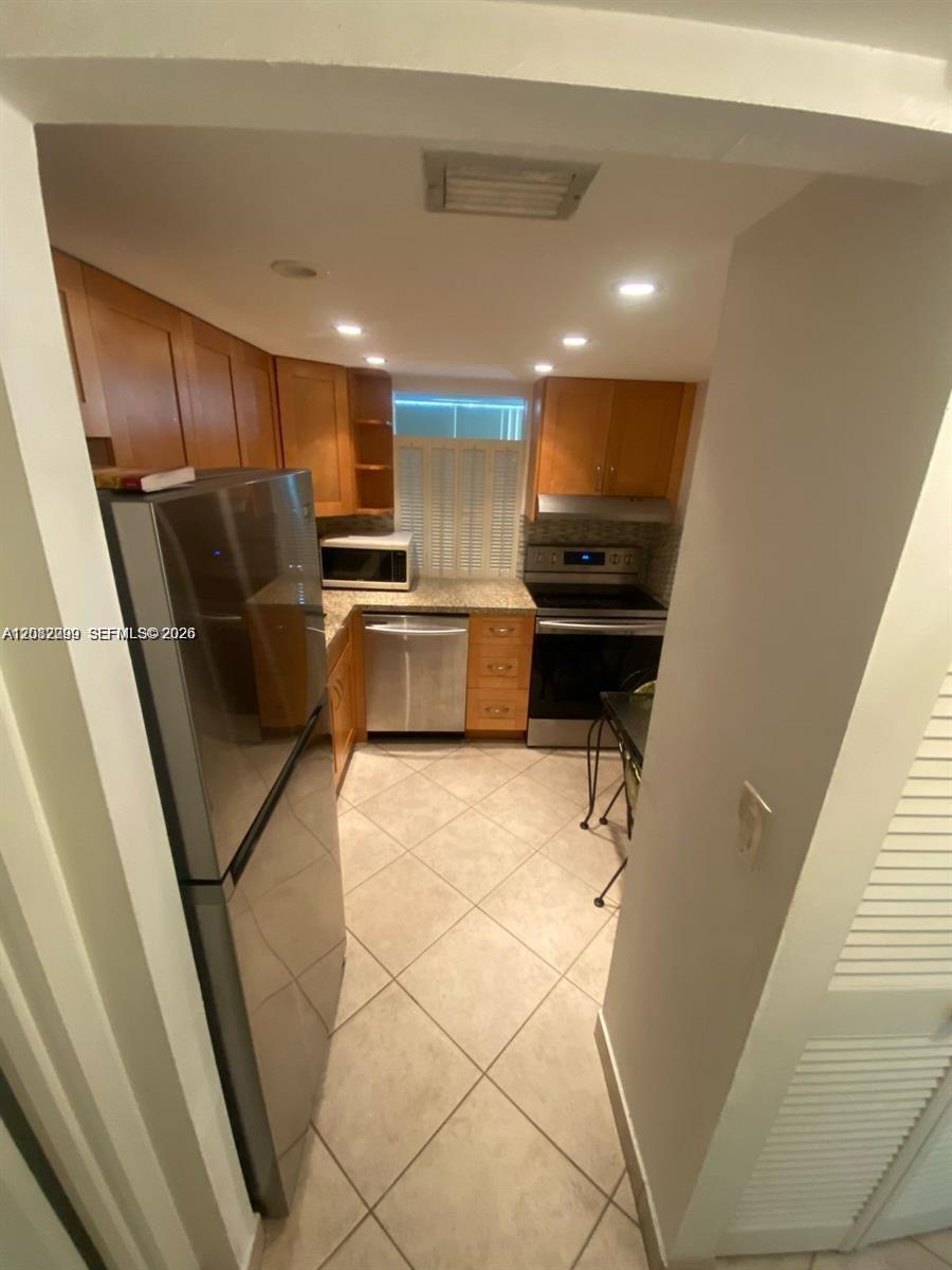 17570 Atlantic Blvd # 502 — Photo 2