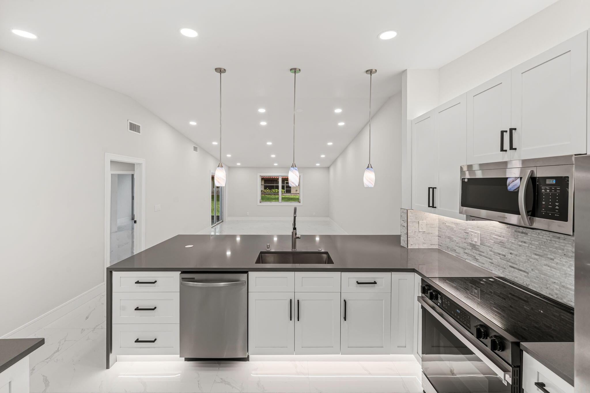 6083 MILLINGTON Way # 6083, Delray Beach FL 33484