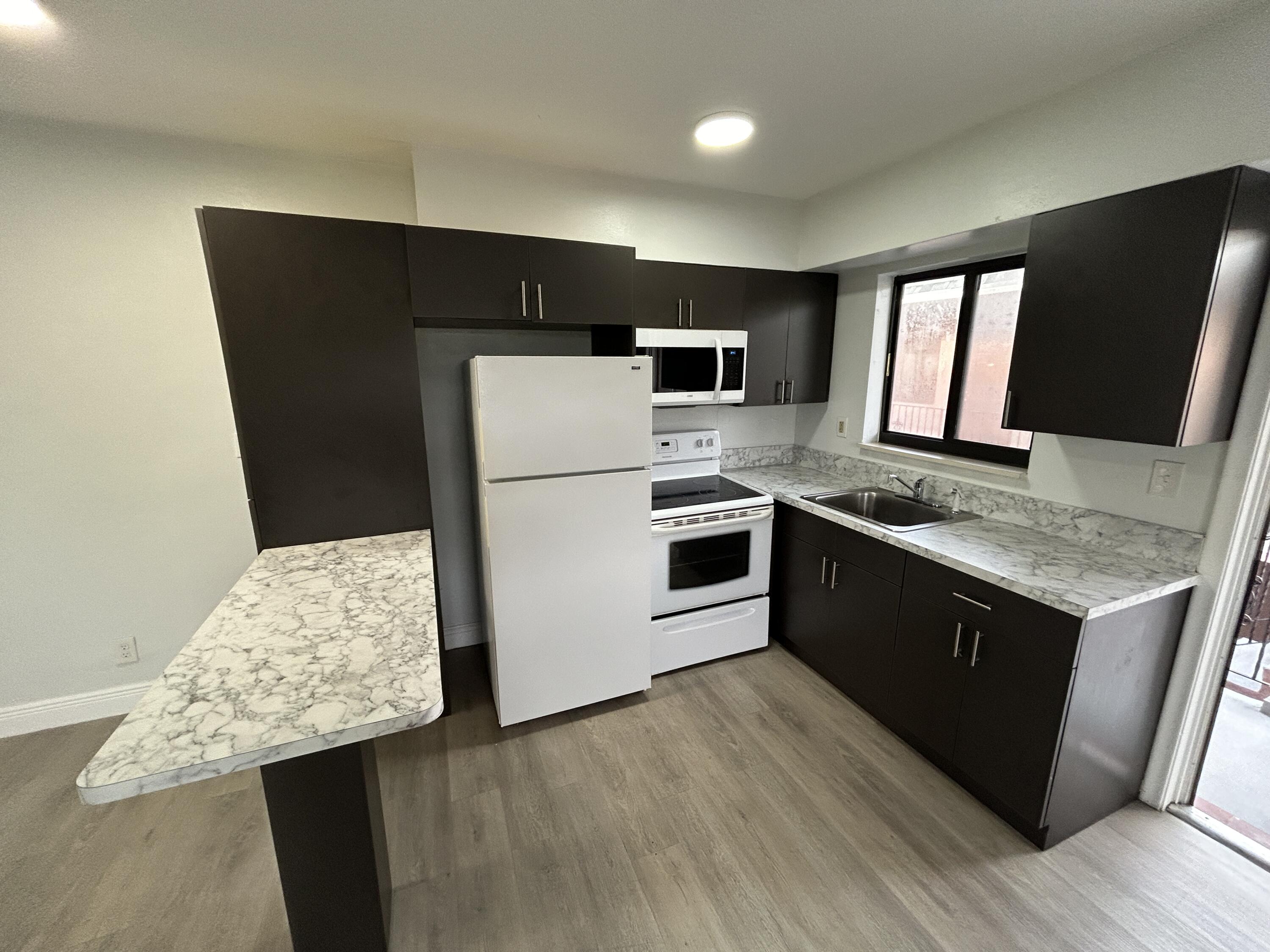 2545 Taft Street # 205, Hollywood FL 33020