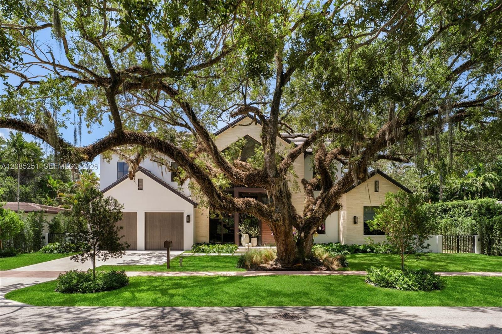 418 Castania Ave, Coral Gables FL 33146