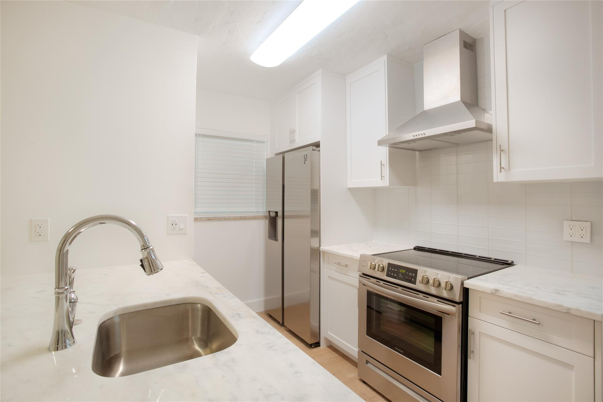 530 S FEDERAL Highway # 14 — Photo 4