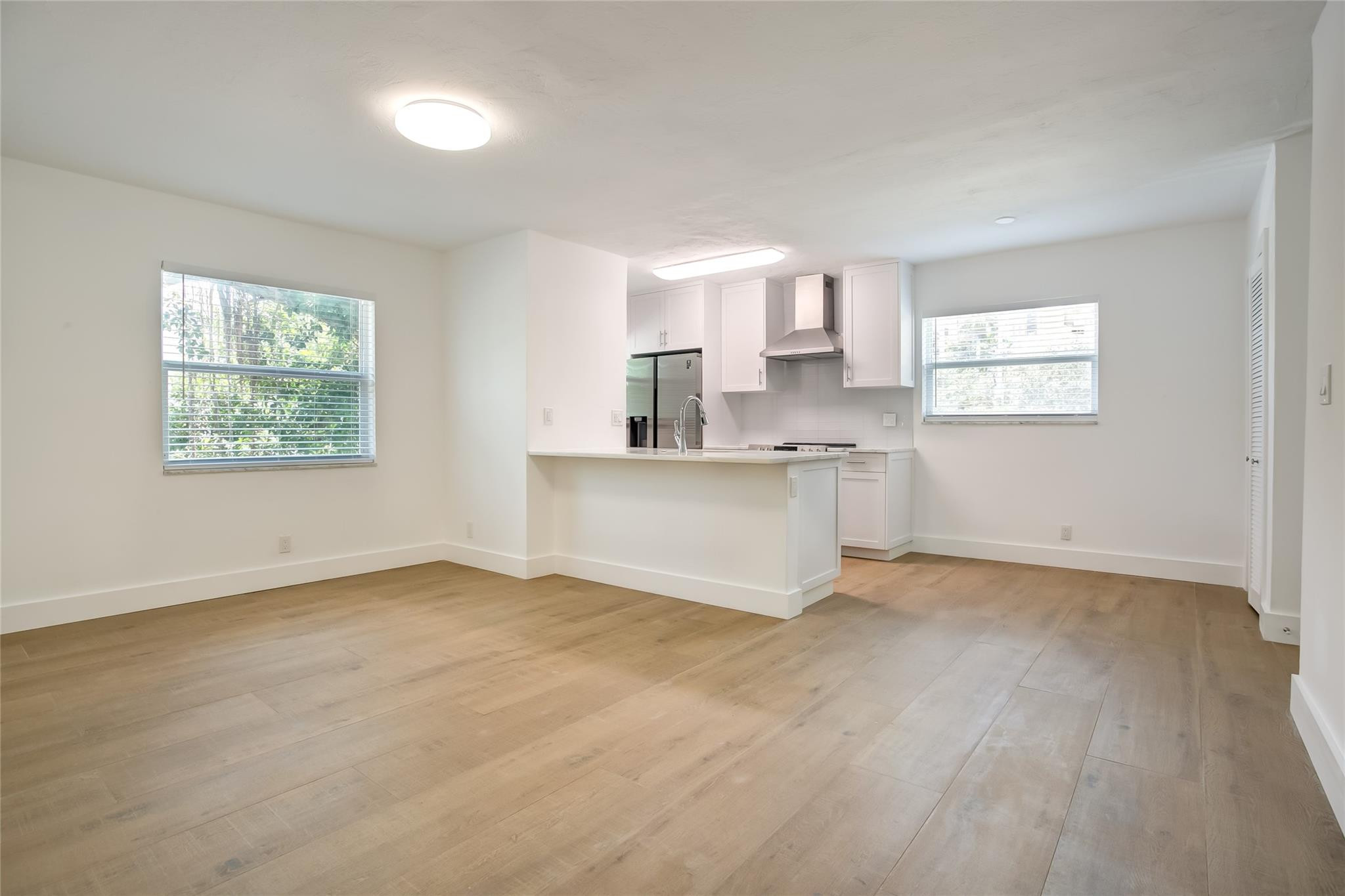 530 S FEDERAL Highway # 14 — Photo 3