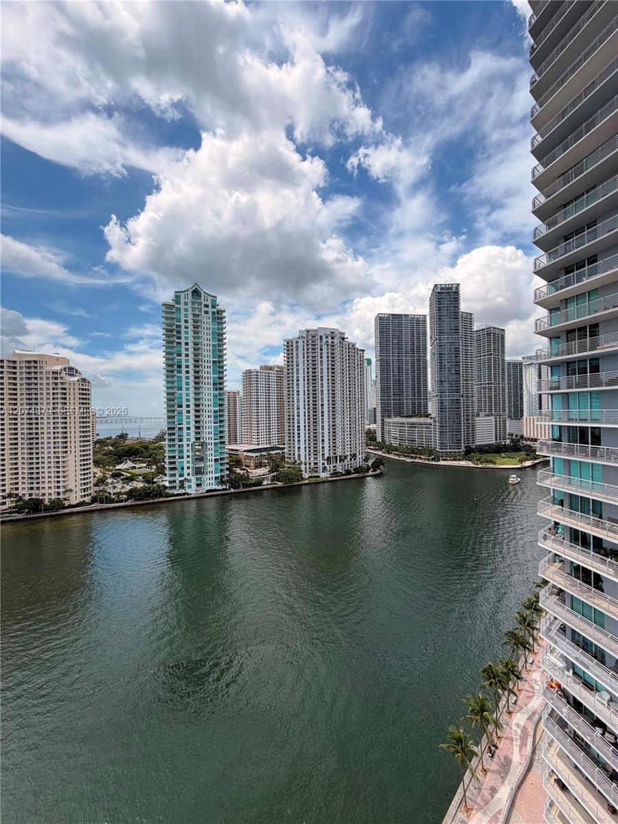 335 S Biscayne Blvd # 2003 — Photo 3