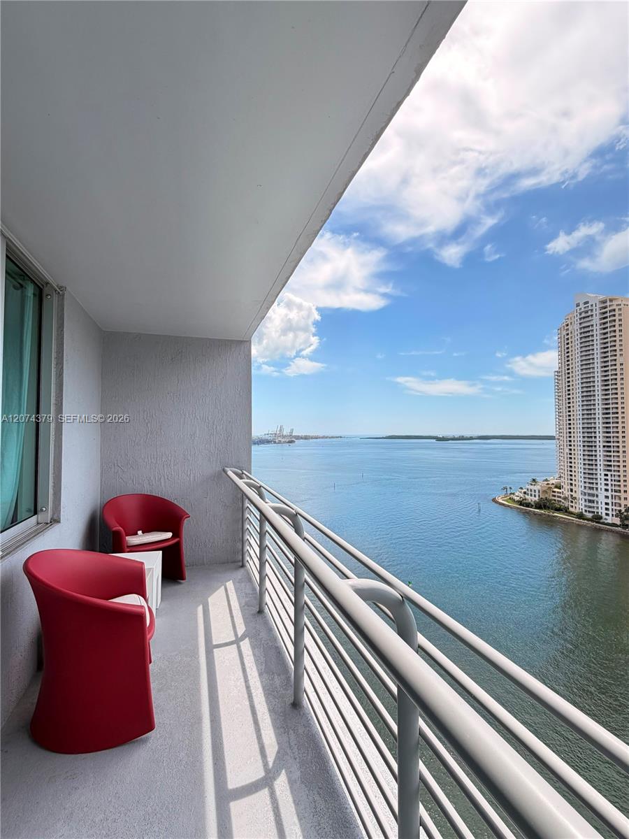 335 S Biscayne Blvd # 2003 — Photo 4