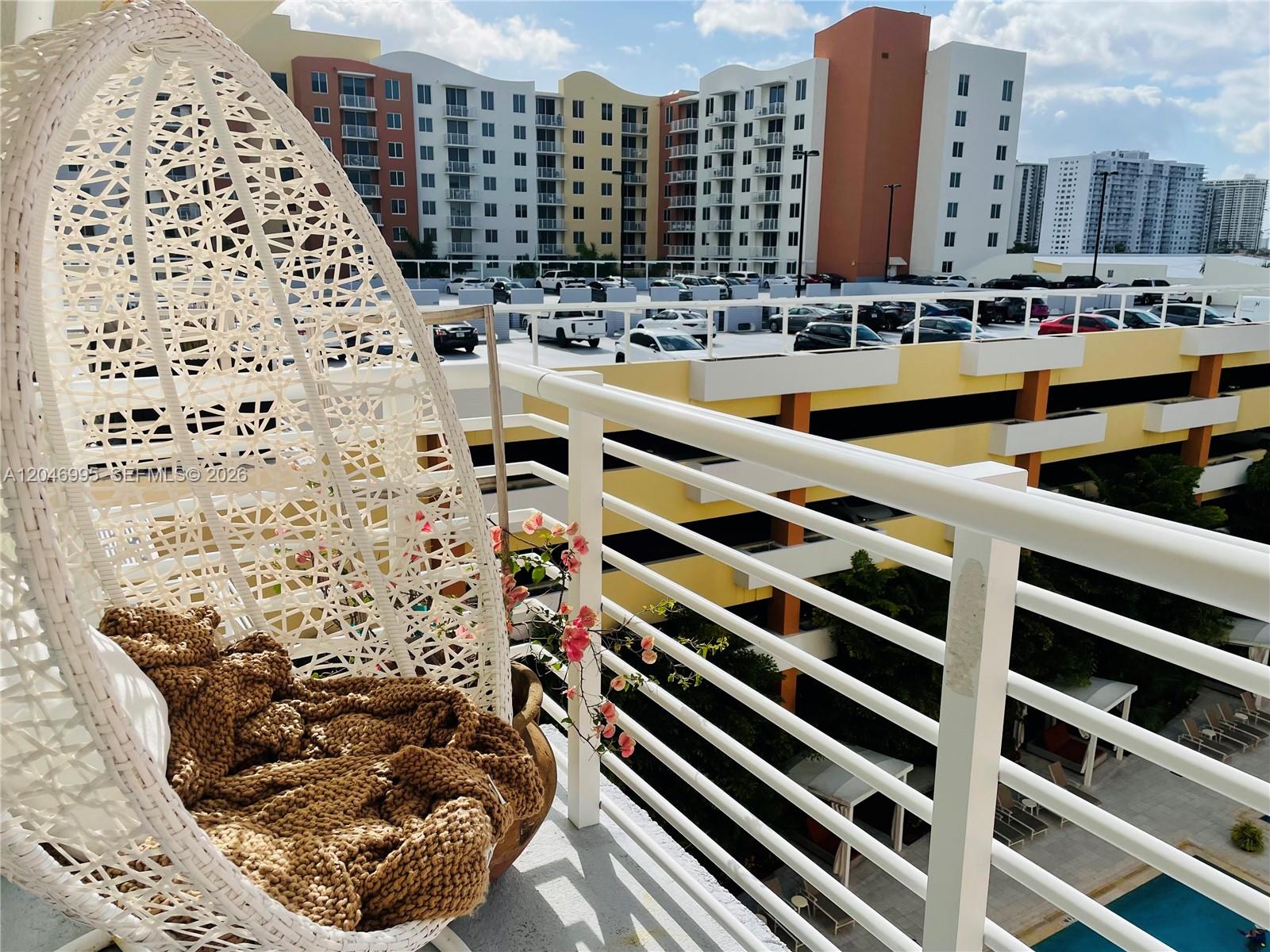 2775 NE 187 St # 628, Aventura FL 33180