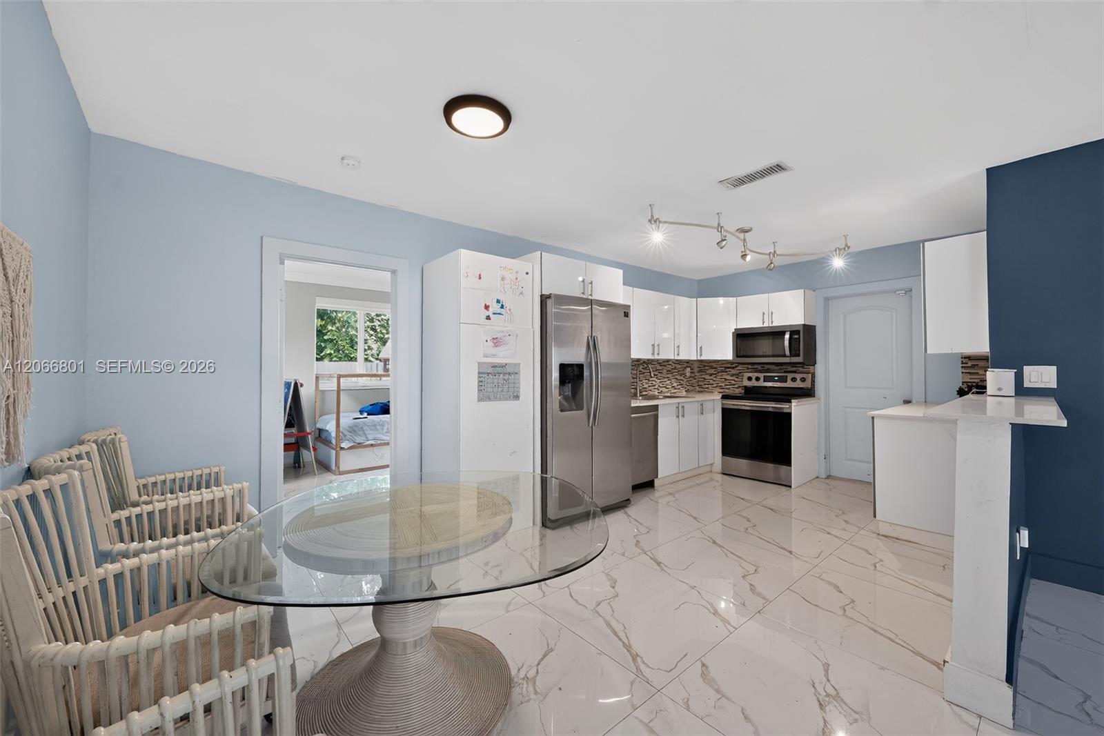 7304 Mckinley St — Photo 5