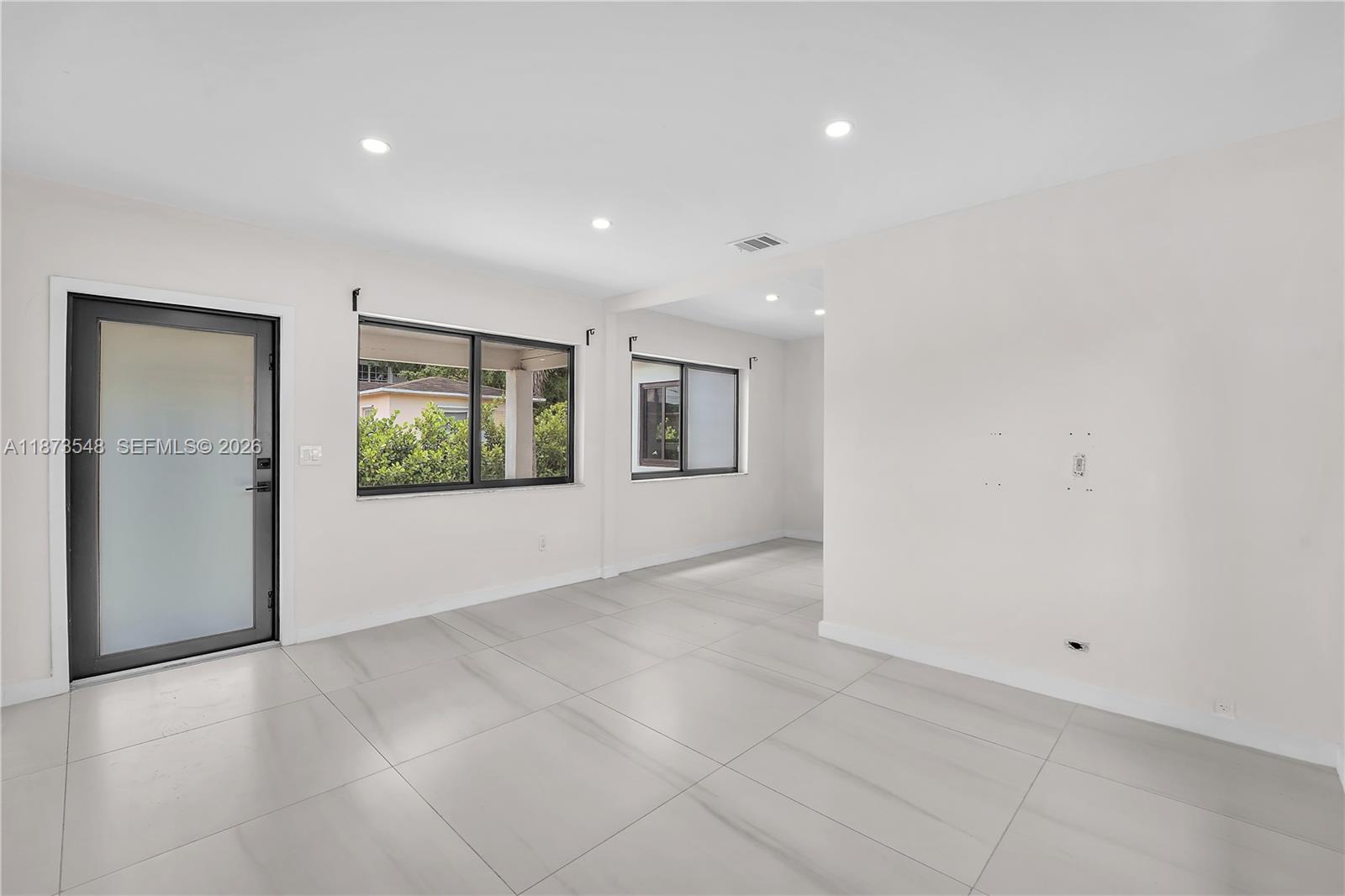 621 SW 33RD AVENUE View 5