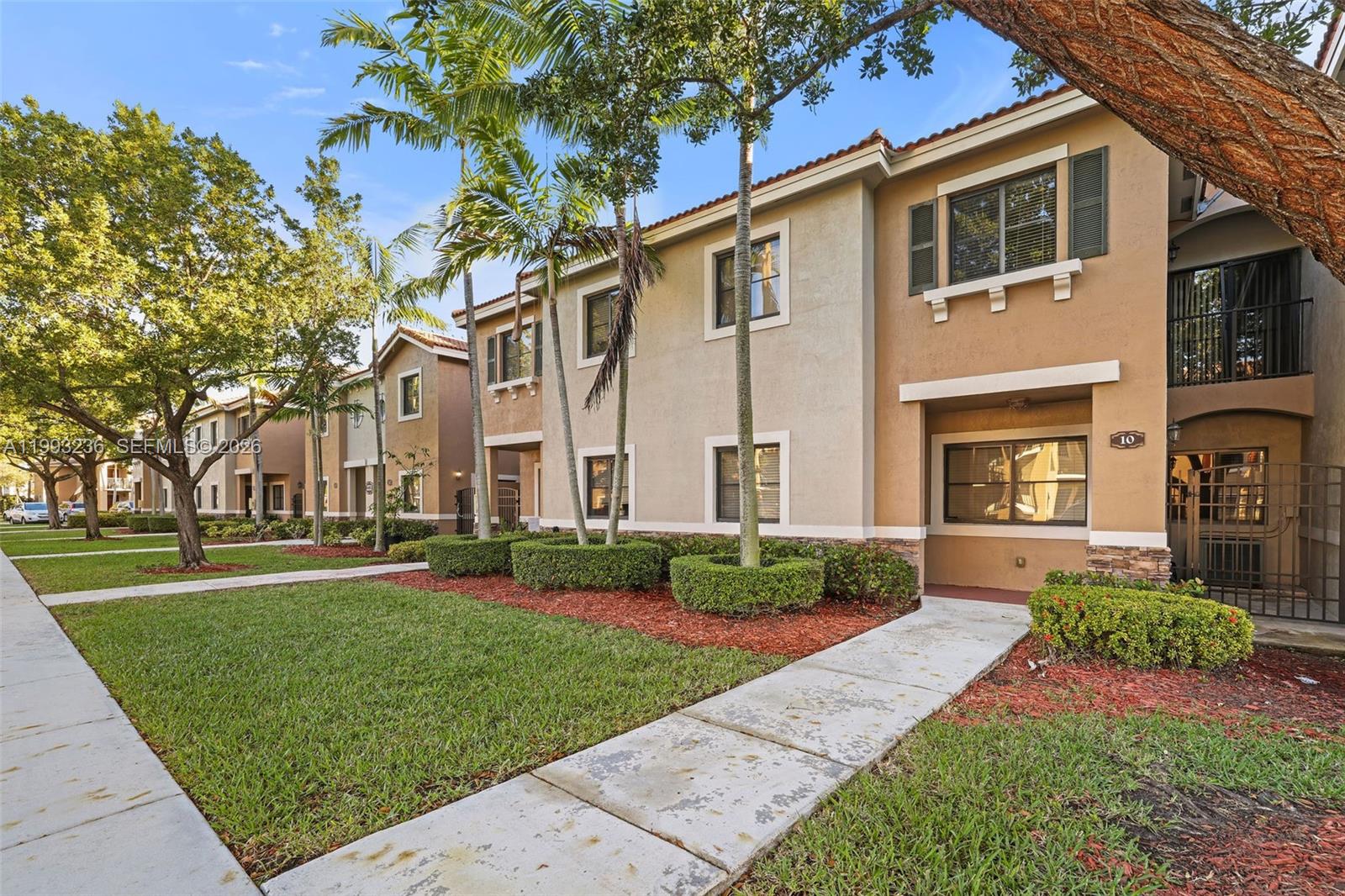 22721 SW 88th Pl # 19, Cutler Bay FL 33190