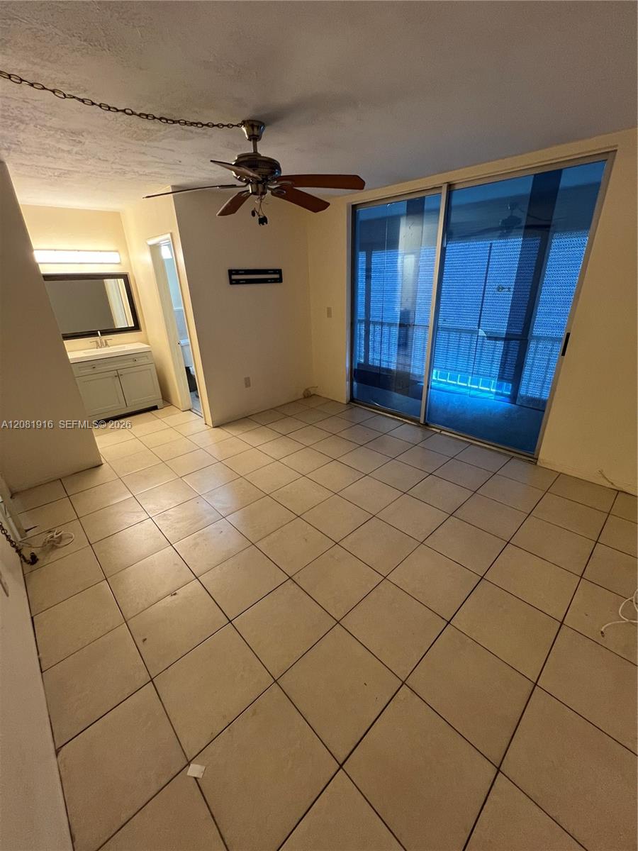 1515 NE 125th Ter # 407 — Photo 4