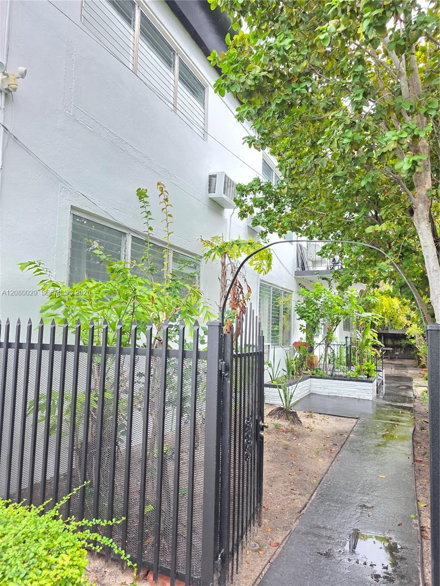 824 82nd St # 1 — Photo 5