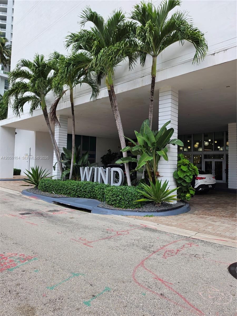 350 S Miami Ave # 3201, Miami FL 33130