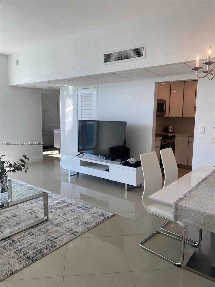 3801 S Ocean Dr — Photo 3