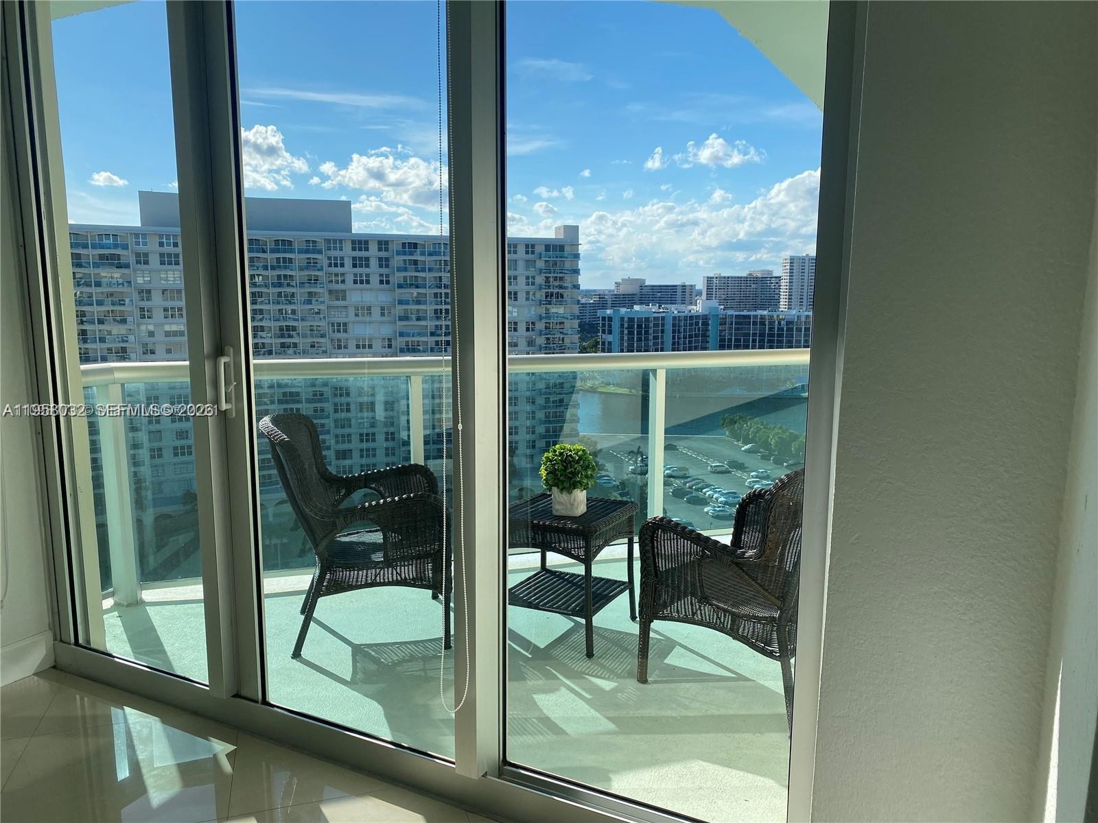 3801 S Ocean Dr — Photo 5