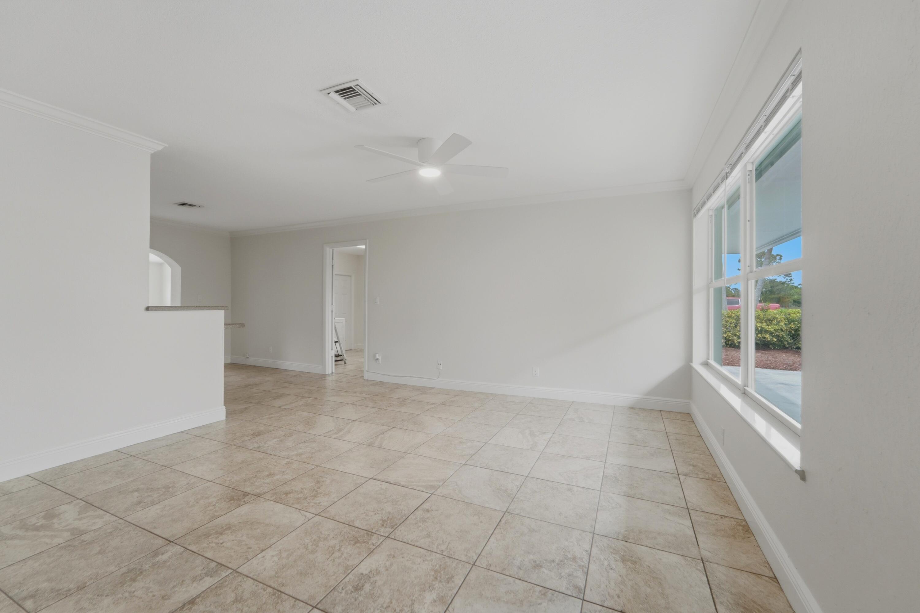 18966 SE Southgate Drive — Photo 3