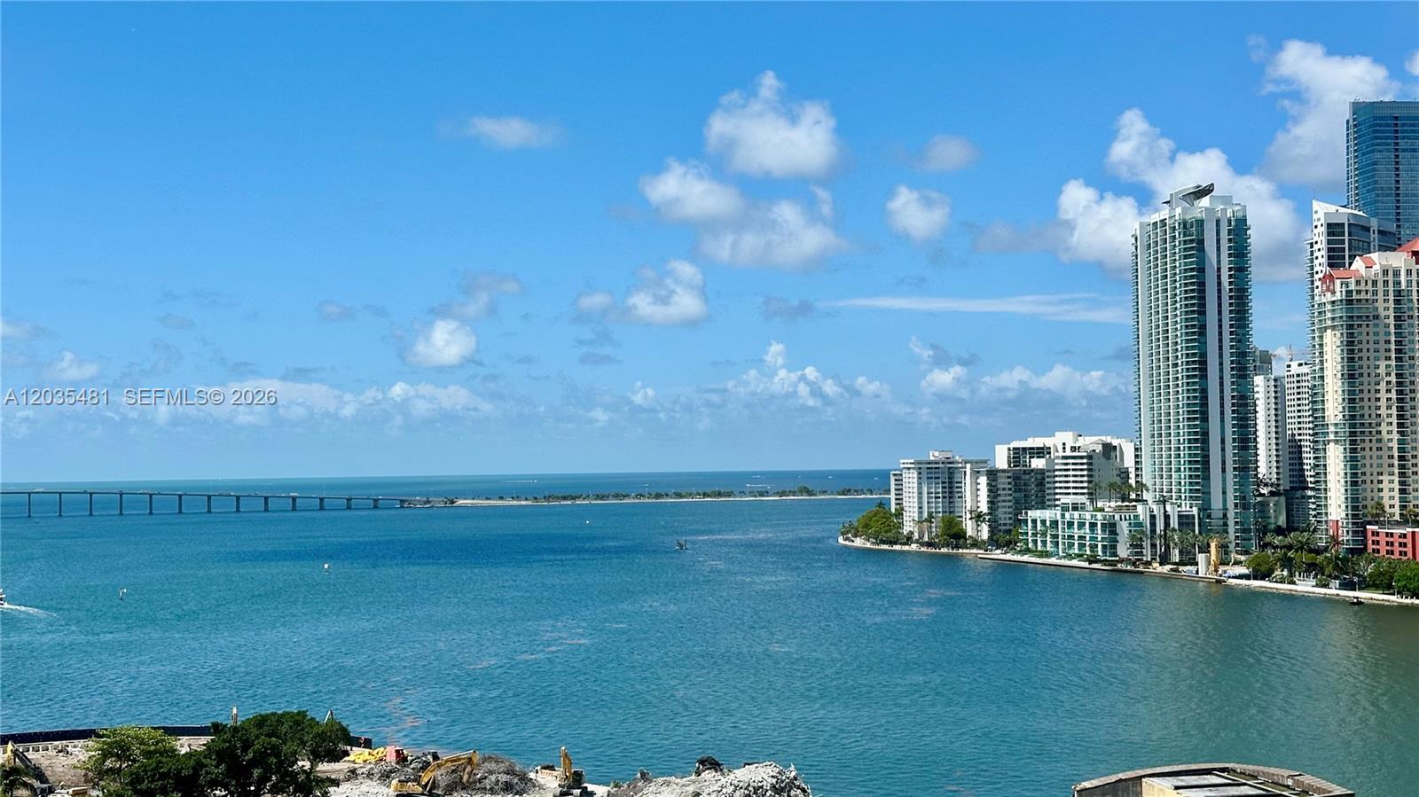 520 SE Brickell Key Dr # A1615, Miami FL 33131