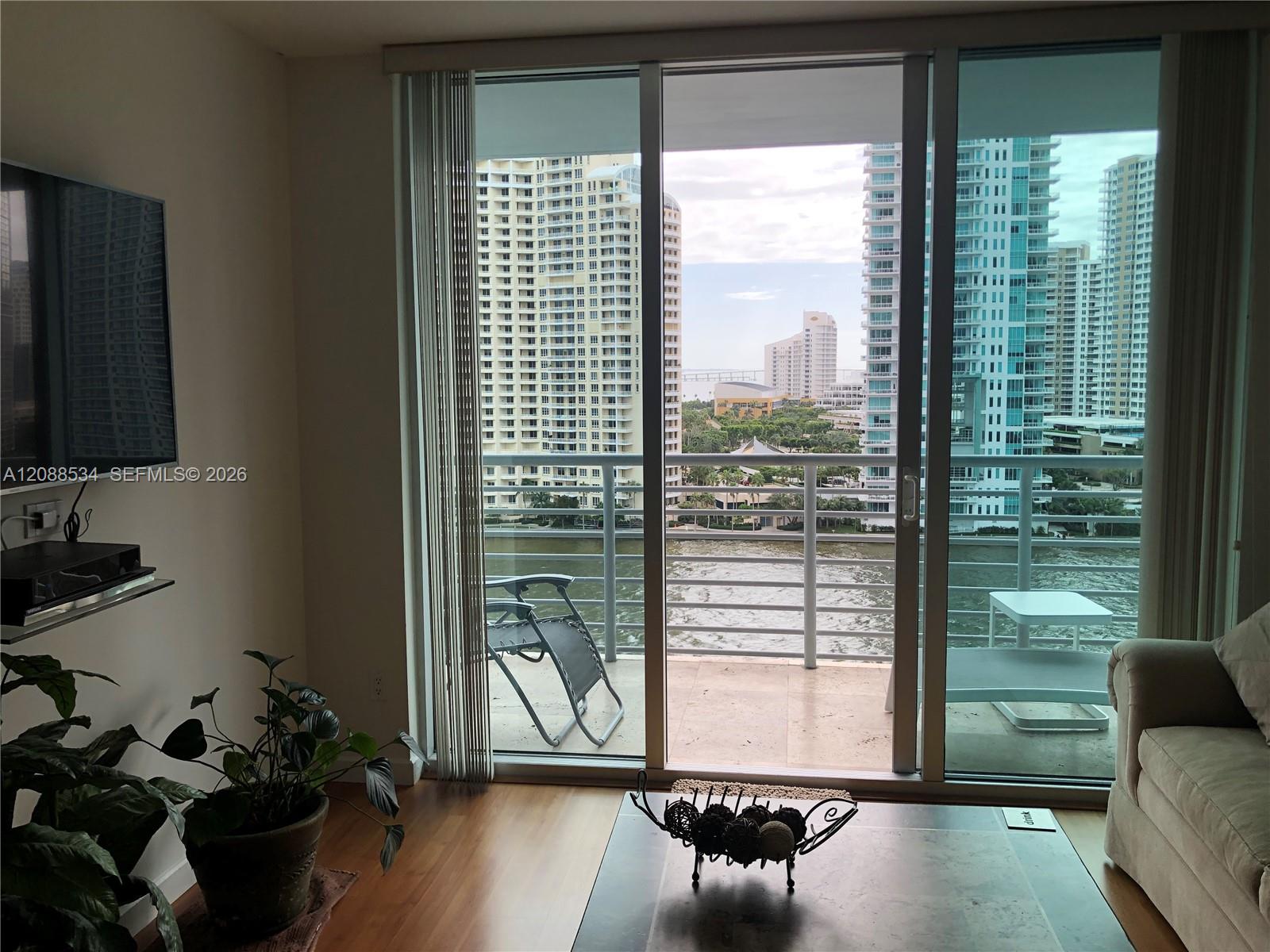335 S Biscayne Blvd # 1405 — Photo 3