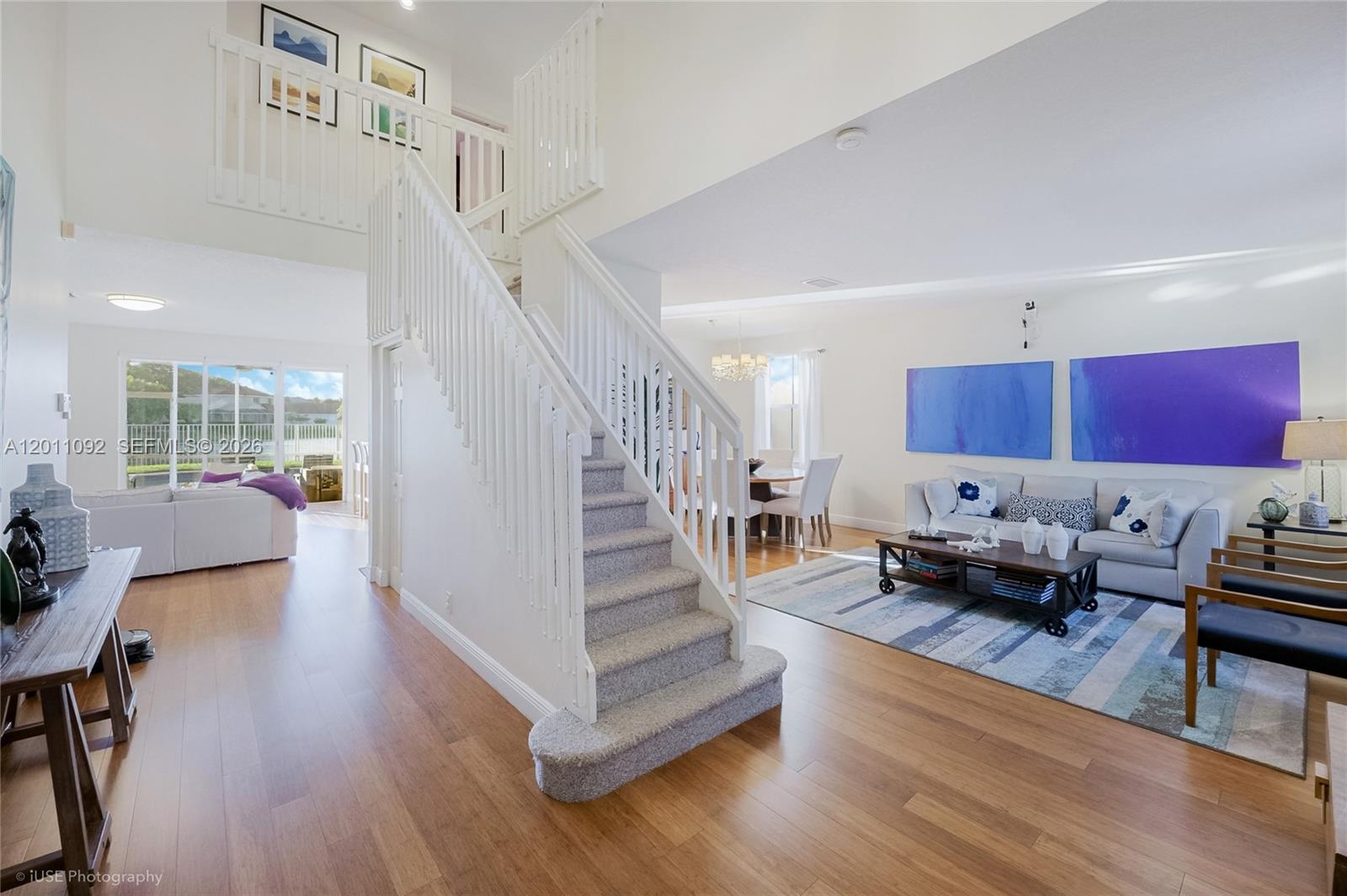 4394 Fox Ridge Dr — Photo 3