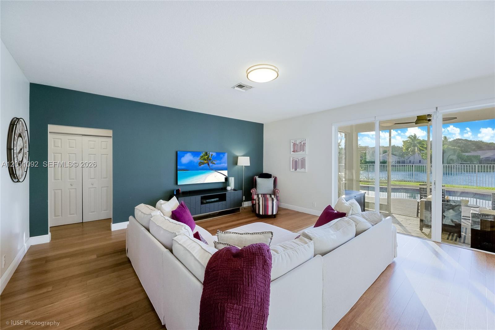 4394 Fox Ridge Dr — Photo 5