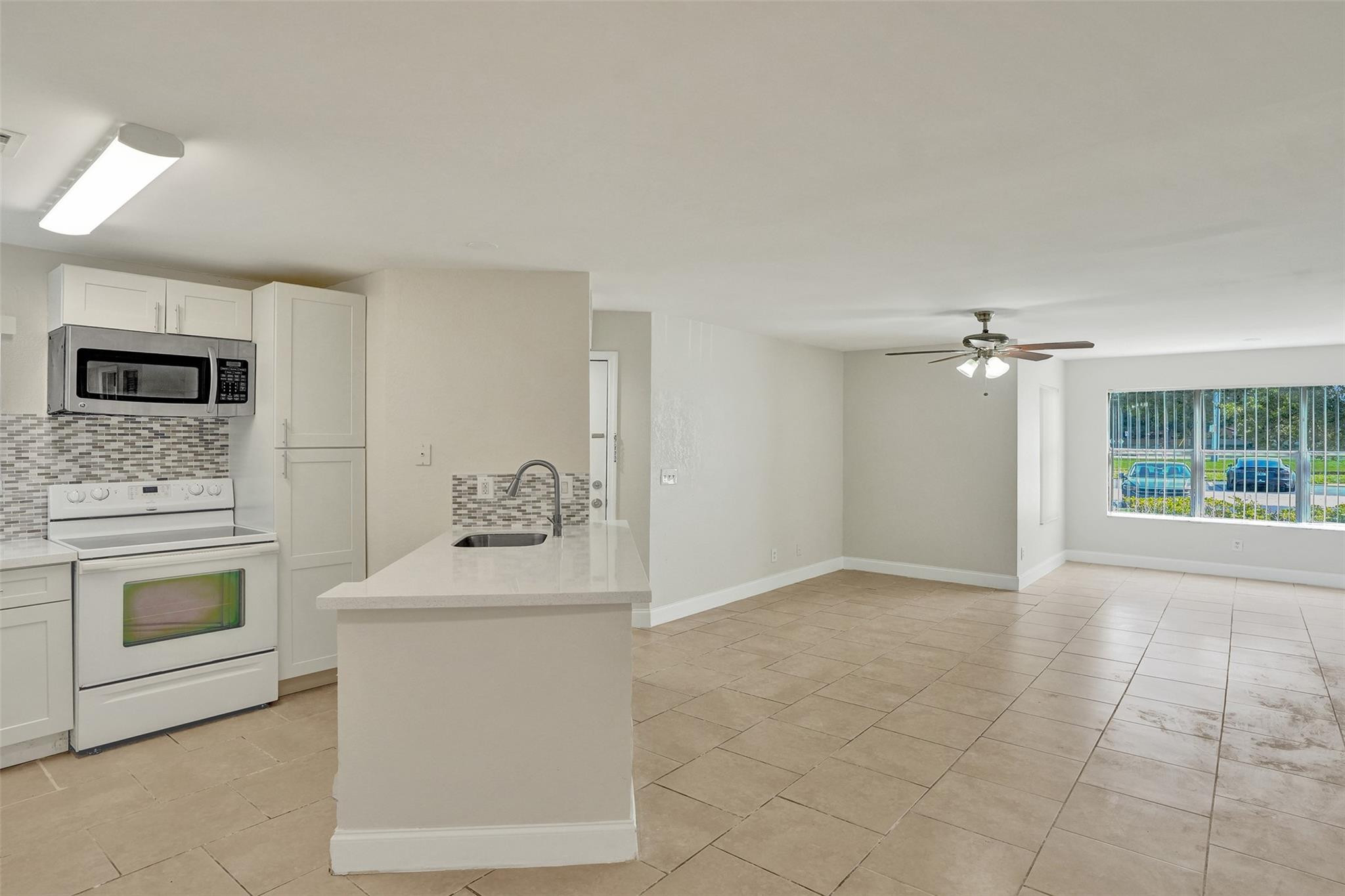 12650 Vista Isles Drive # 918, Sunrise FL 33325
