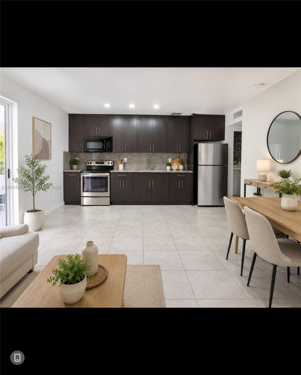 315 NW 59th St # 2, Miami FL 33127
