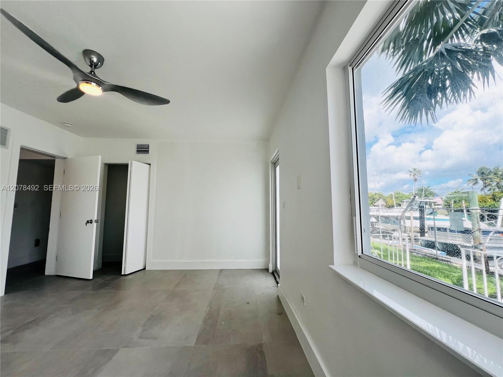 2045 Calais Dr # 6 — Photo 5