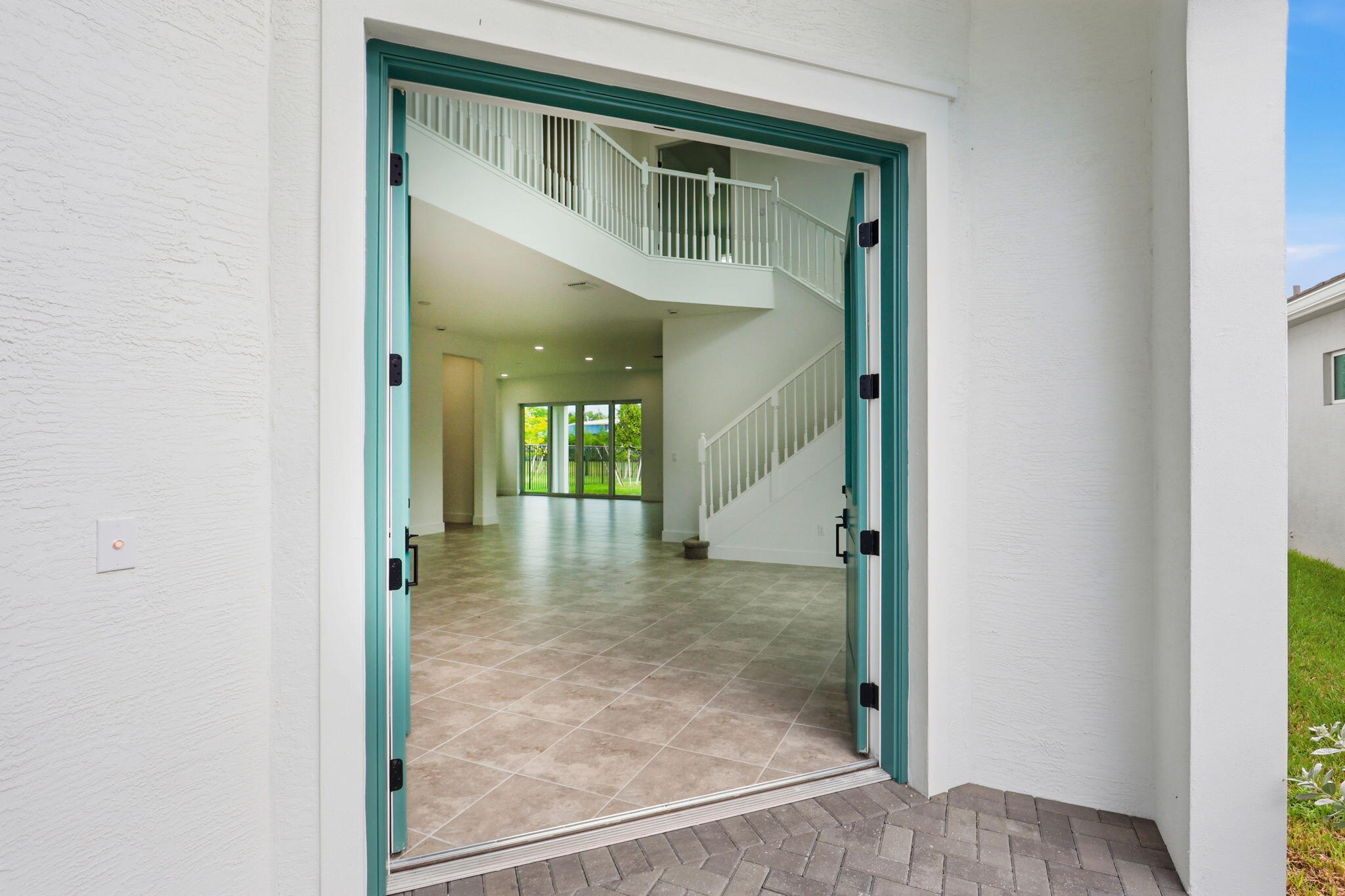 13985 Spruce Pine Drive — Photo 4