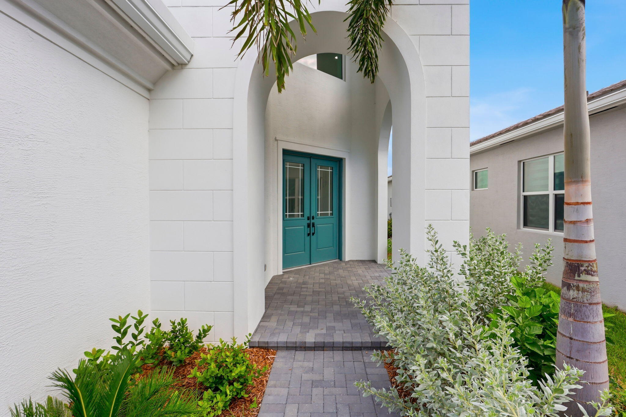 13985 Spruce Pine Drive — Photo 3