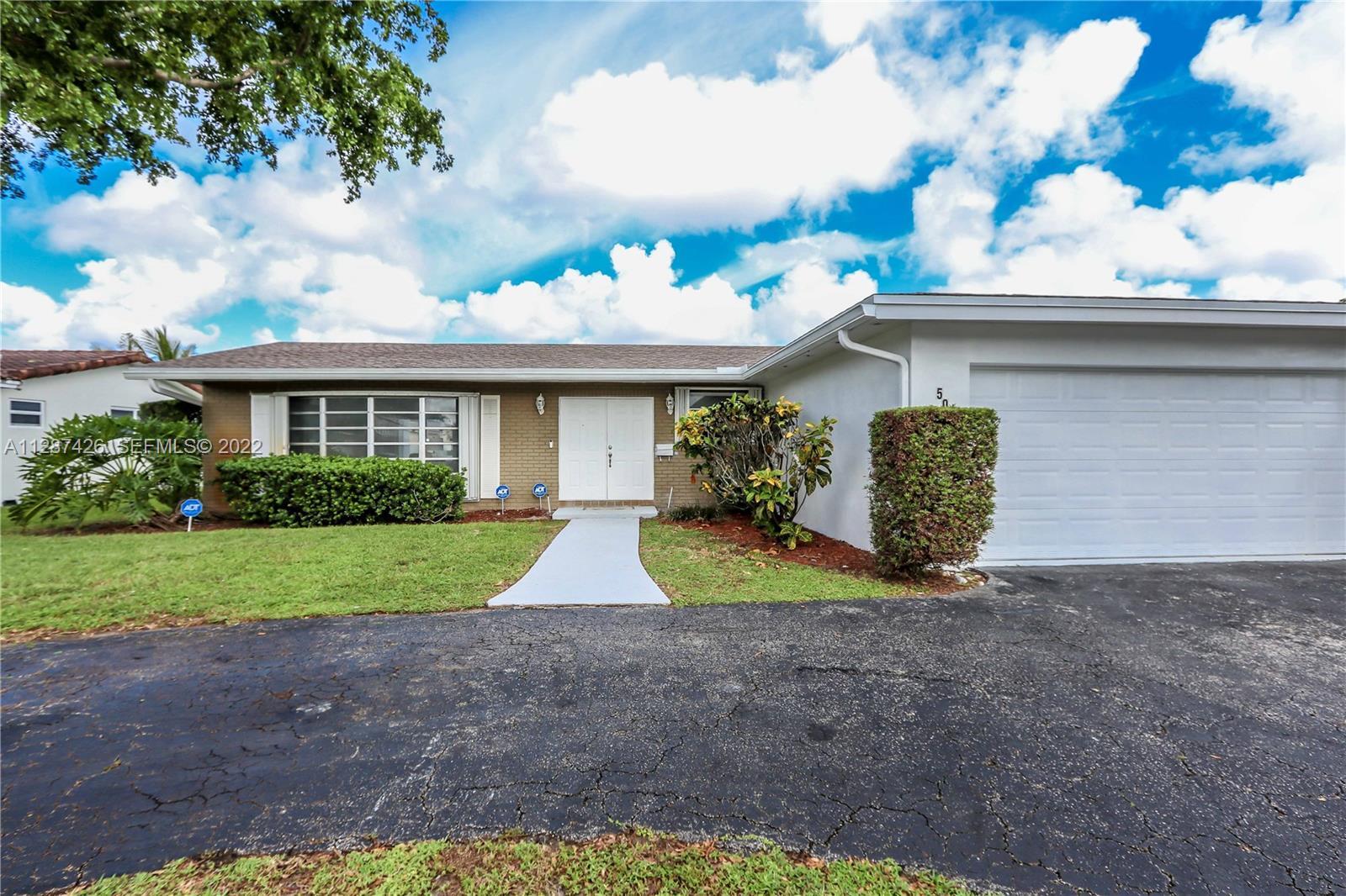 5017 ROOSEVELT Street, Hollywood FL 33021