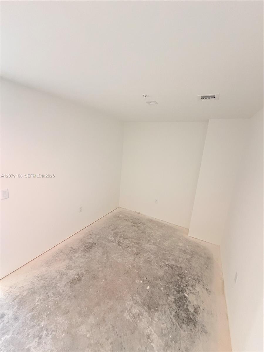 1170 E Hallandale Beach # 403 — Photo 2