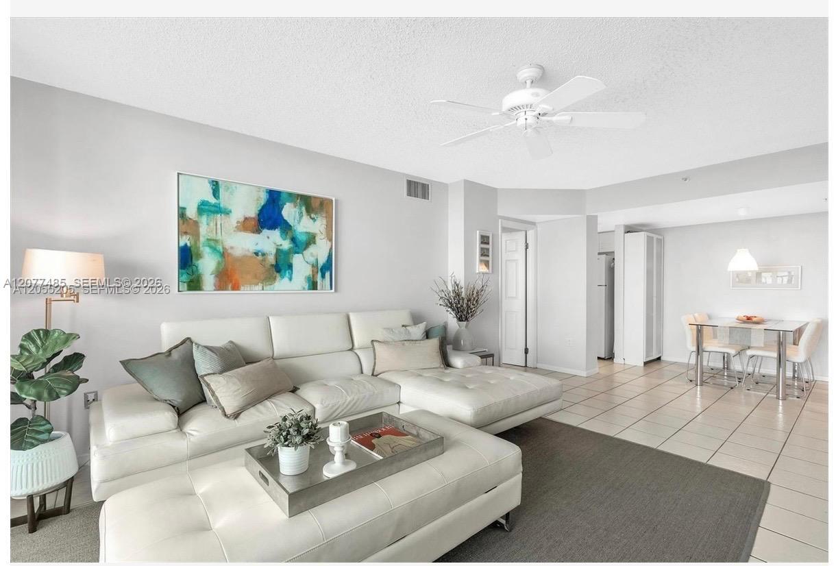 800 Claughton Island Dr. # 1204 — Photo 3