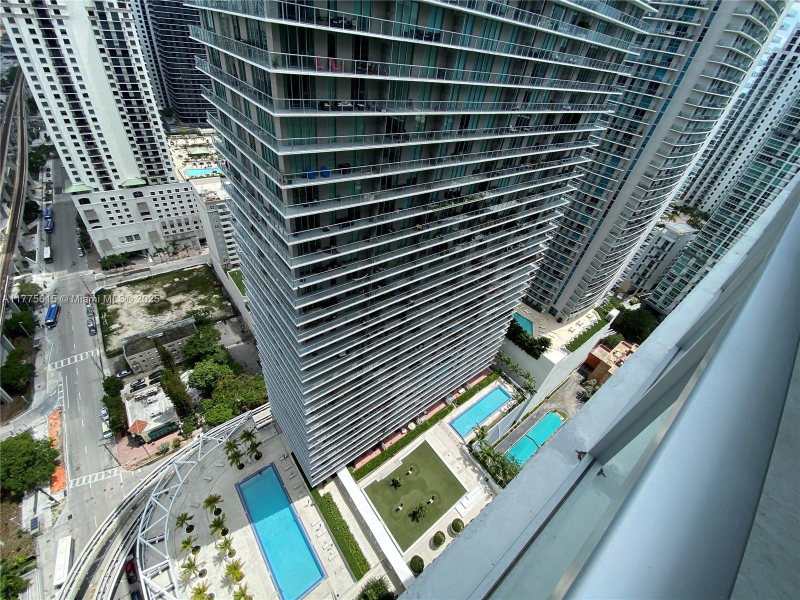 79 SW 12 ST, Miami FL 33130