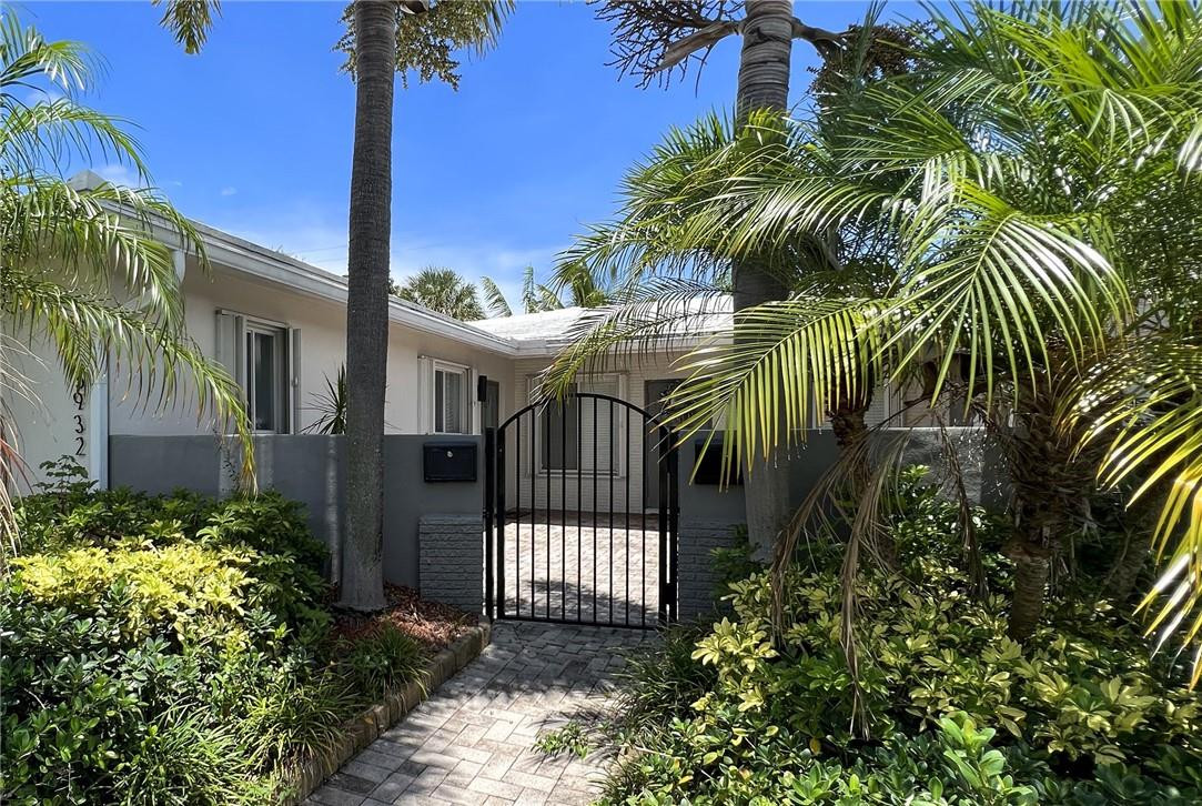 5932 NE 17th Road, Fort Lauderdale FL 33334