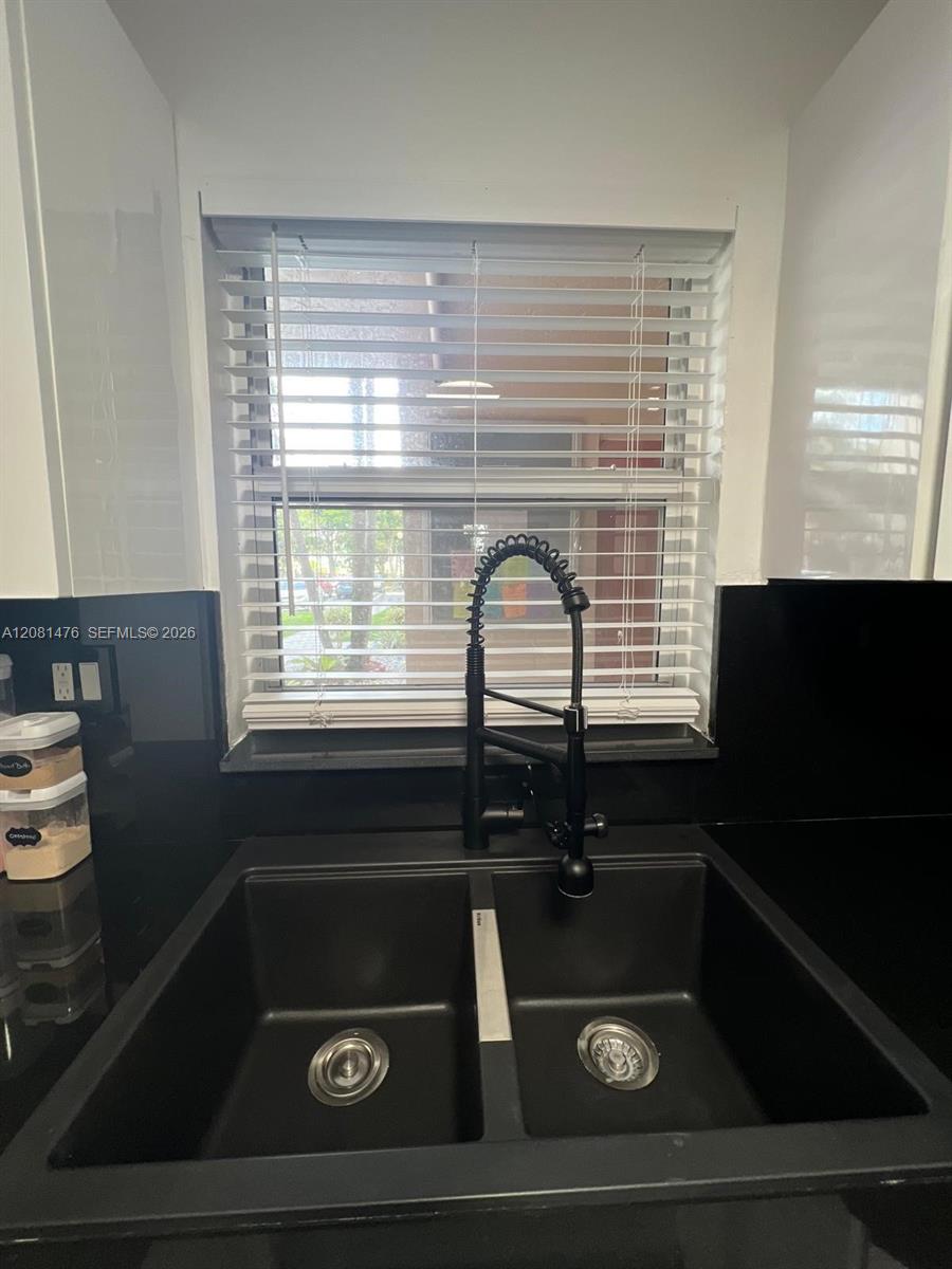 9451 Evergreen Pl # 105 — Photo 4