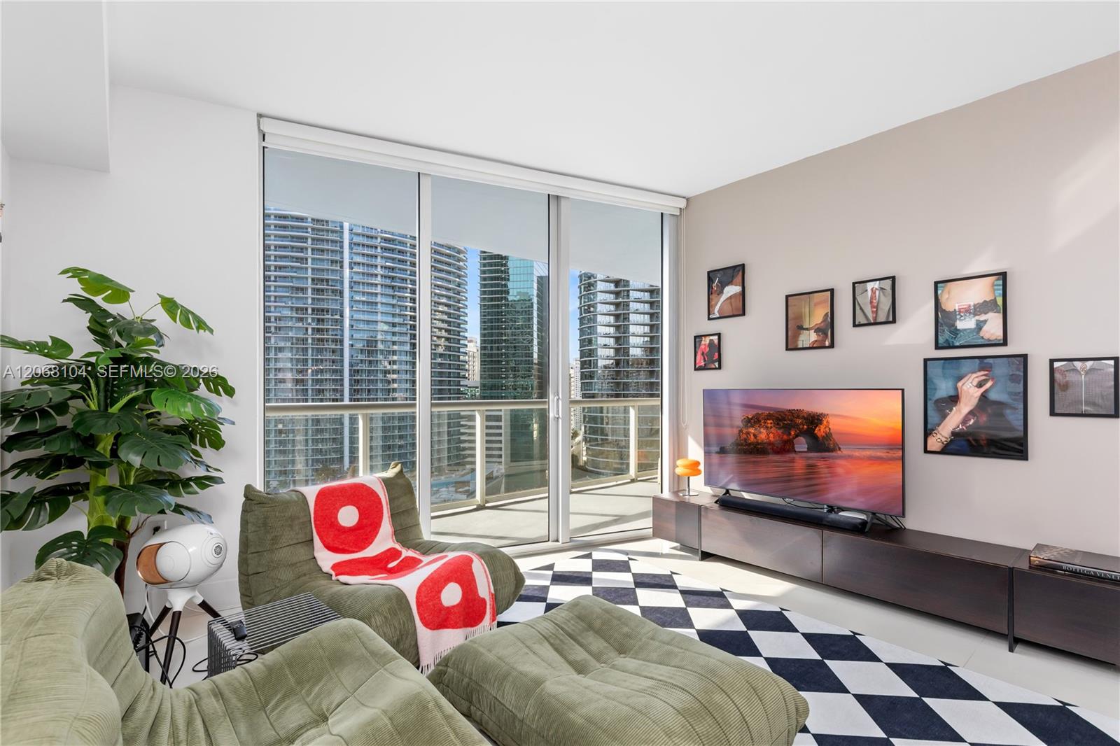 465 Brickell Ave # 2504 View 5