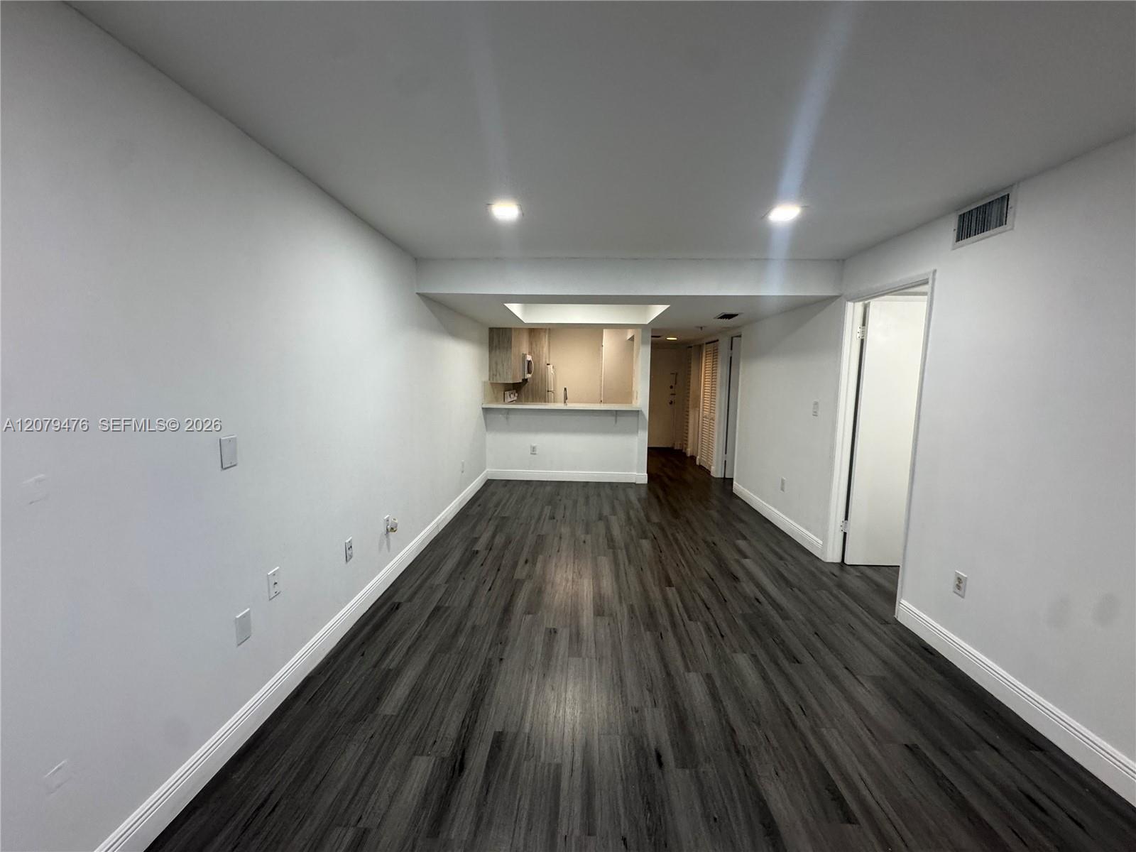 8002 SW 149th Ave # B408 — Photo 3