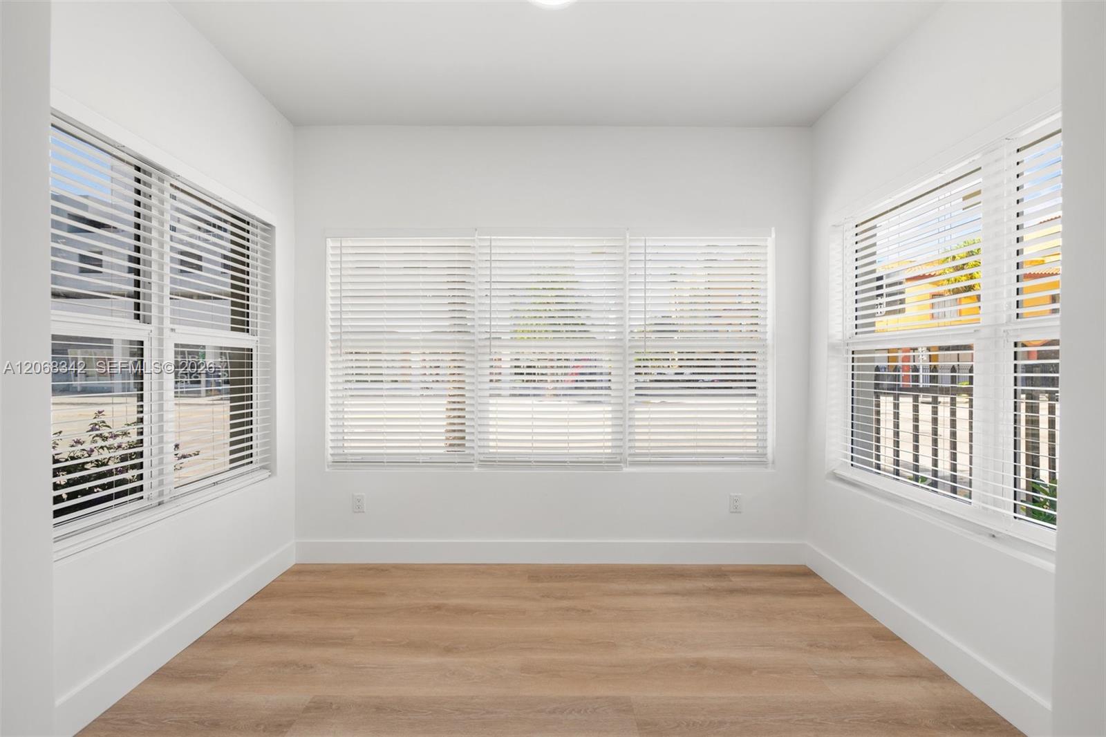 403 SW 12th Ave View 10