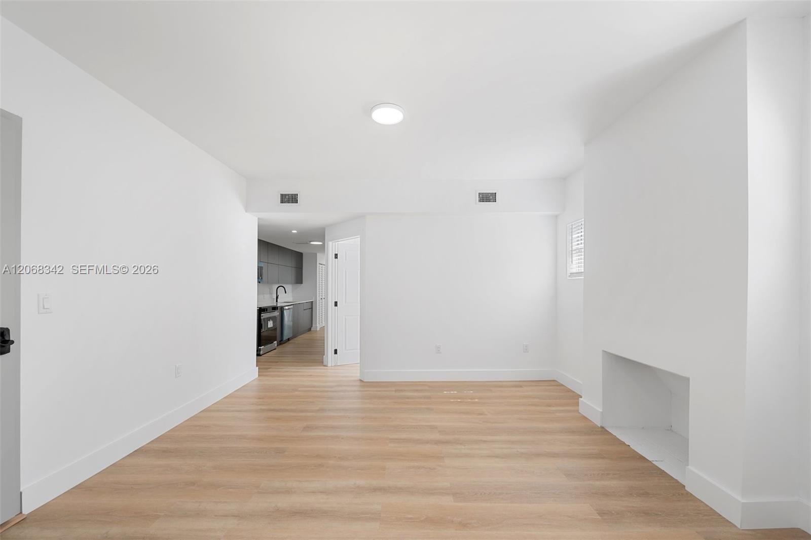 403 SW 12th Ave View 9