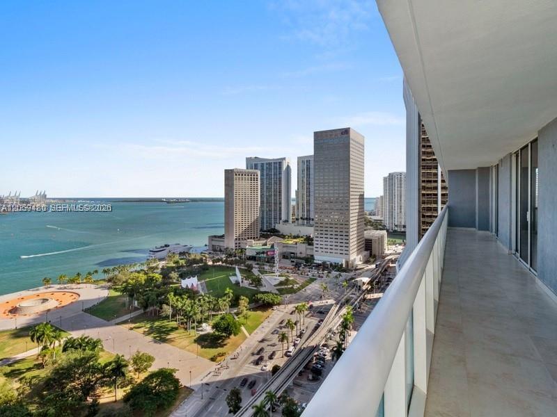 50 Biscayne Blvd # 2502, Miami FL 33132